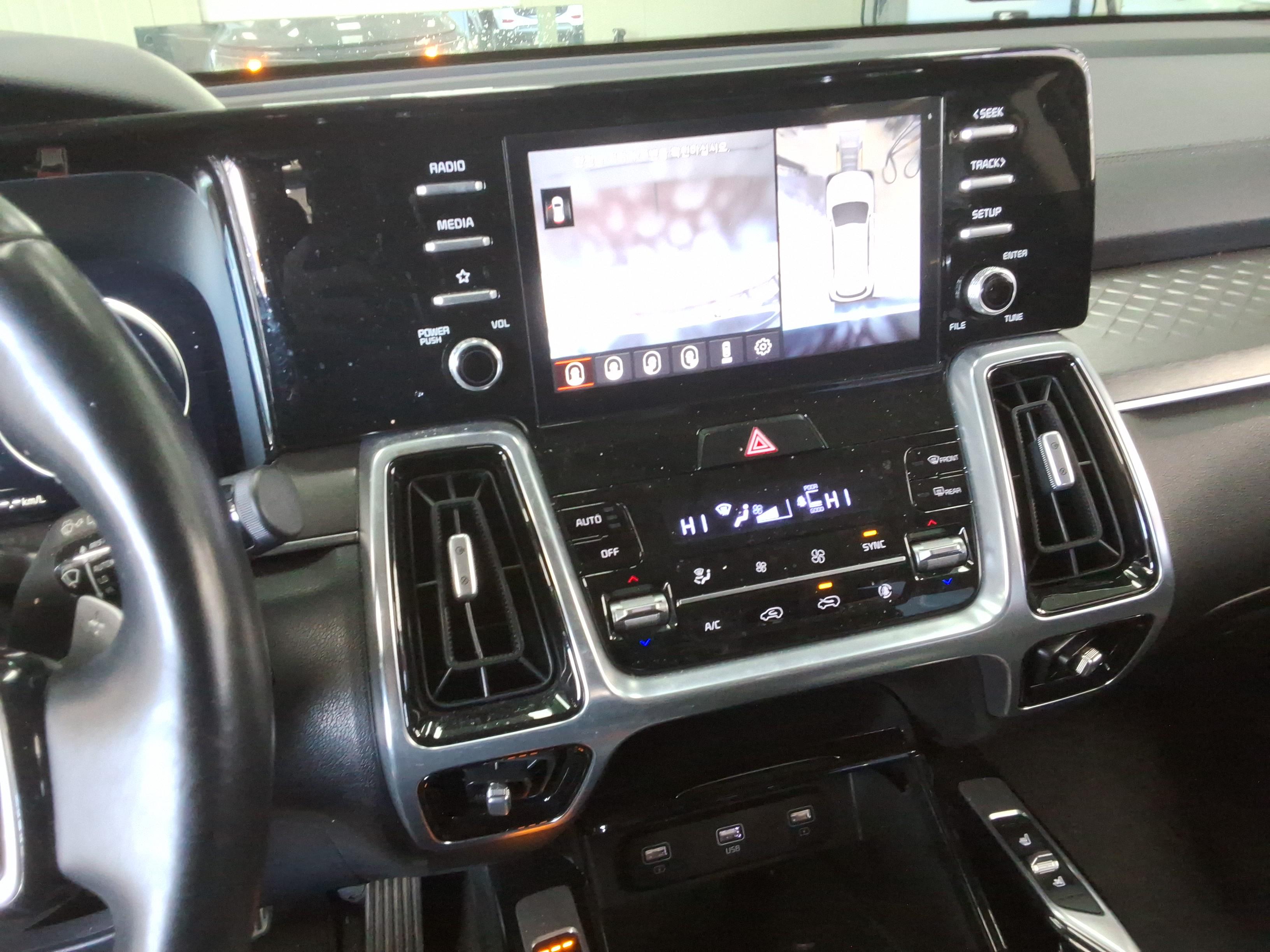 Kia Sorento 2021 - Image 16