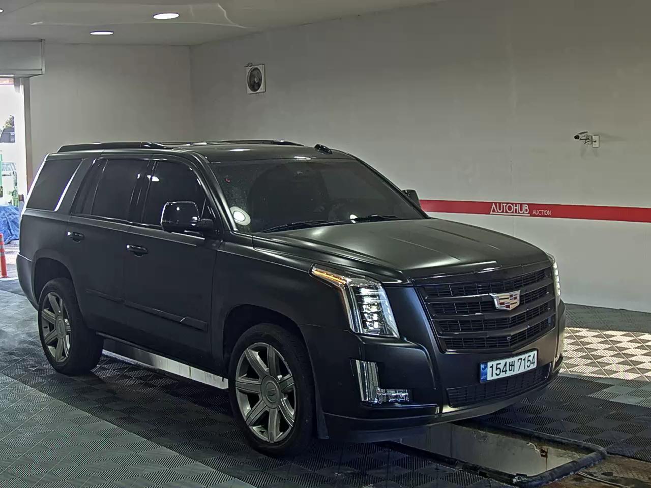 General Motors Cadillac - 2