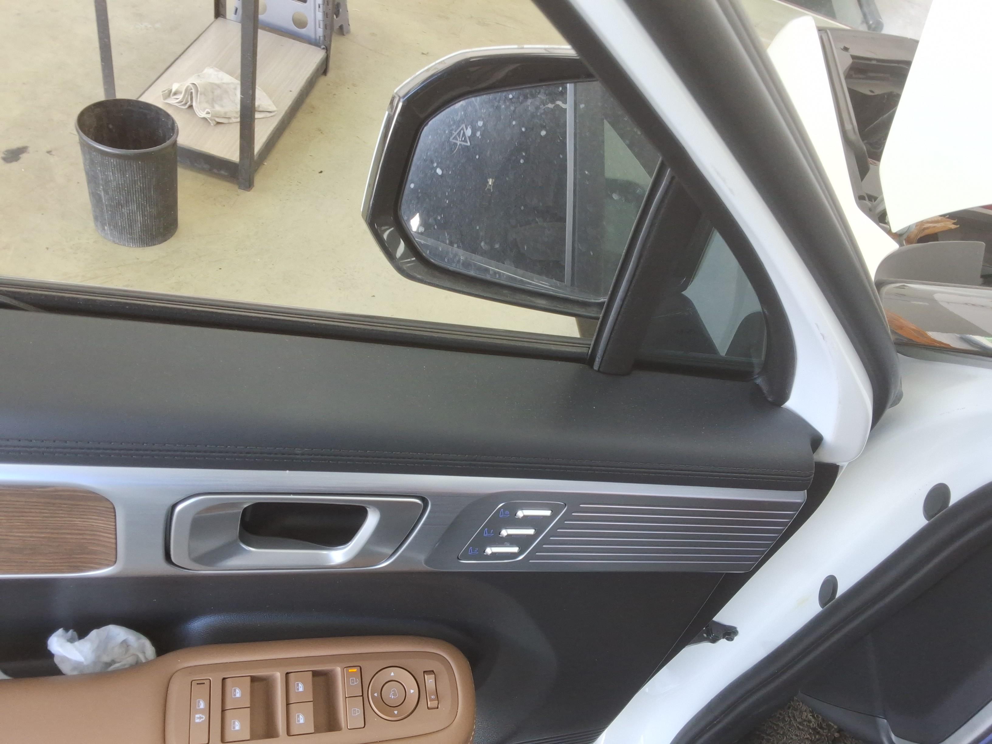 Hyundai Santa Fe 2024 - Image 20
