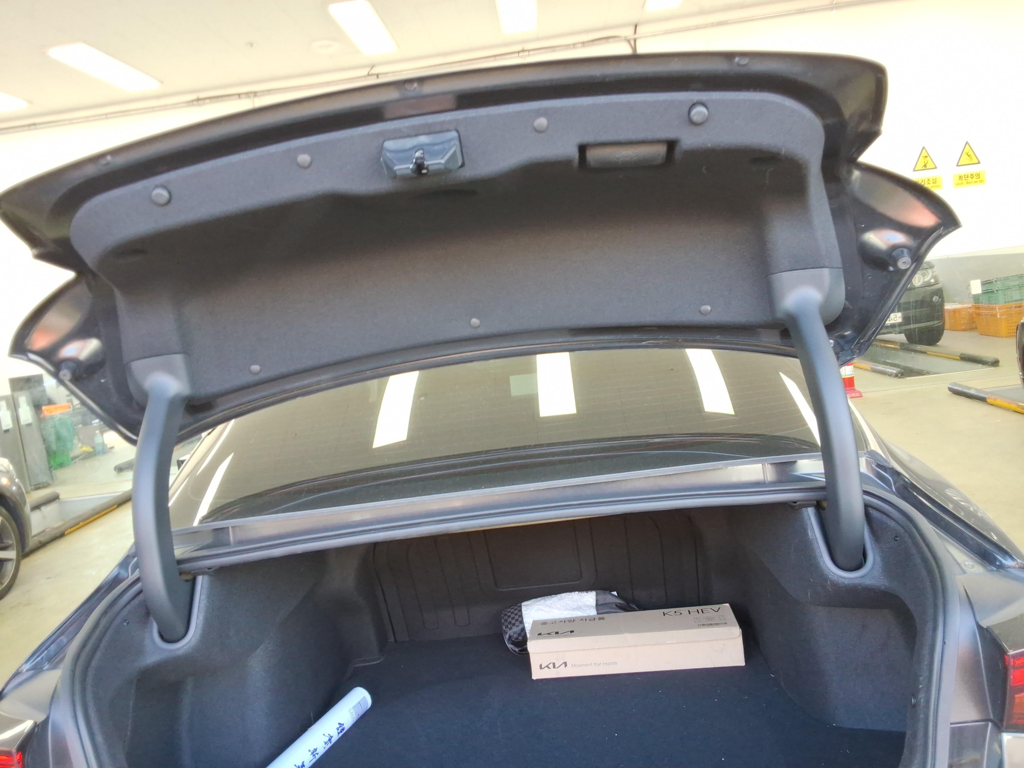 Kia K5 2024 - Image 12