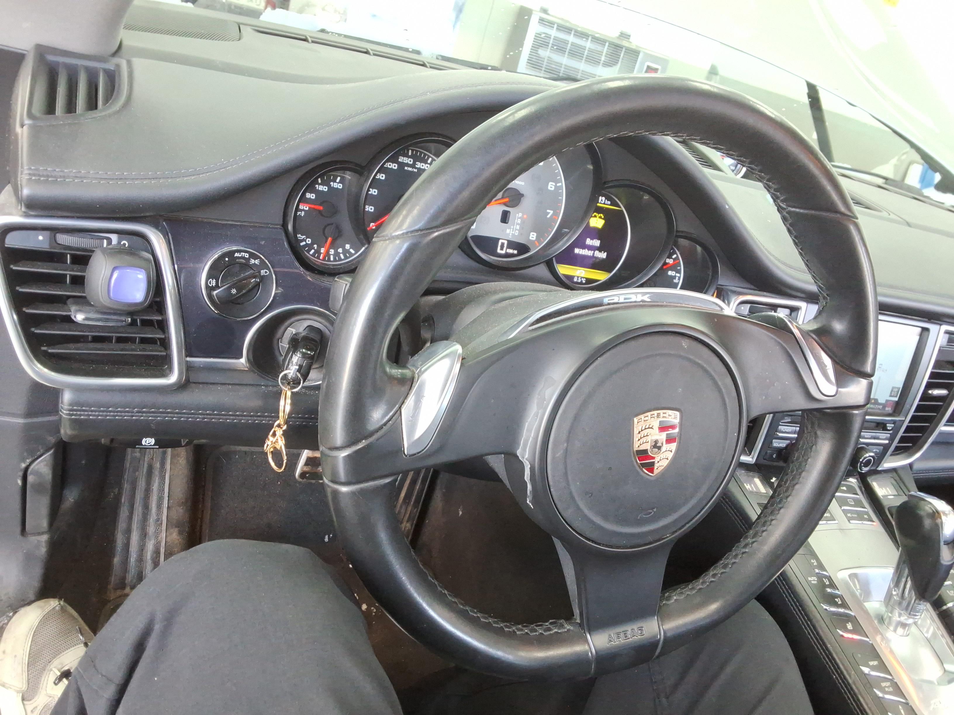 Porsche Panamera - 15