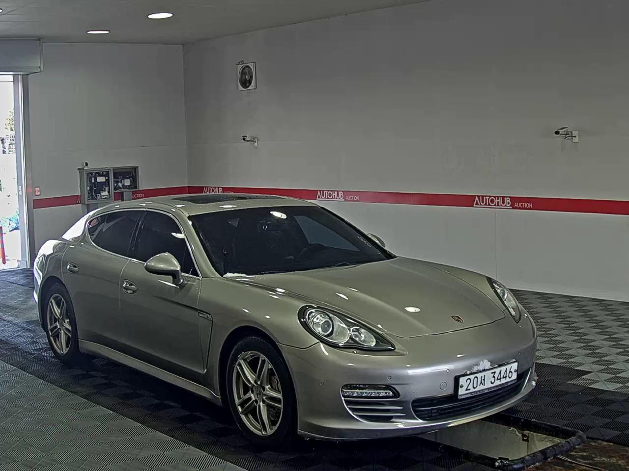 Porsche Panamera - 2