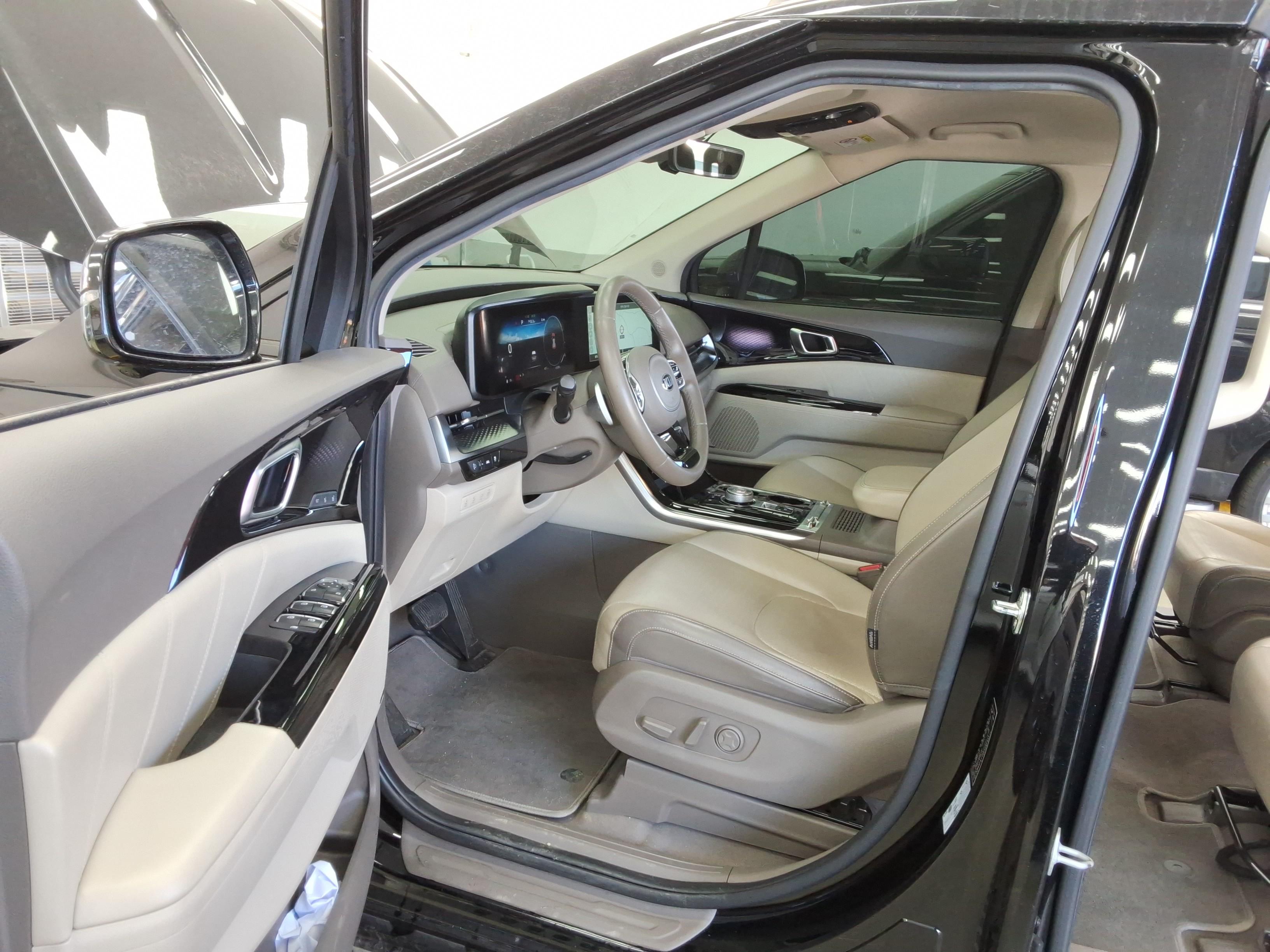 Kia SEDONA 2021 - Image 9