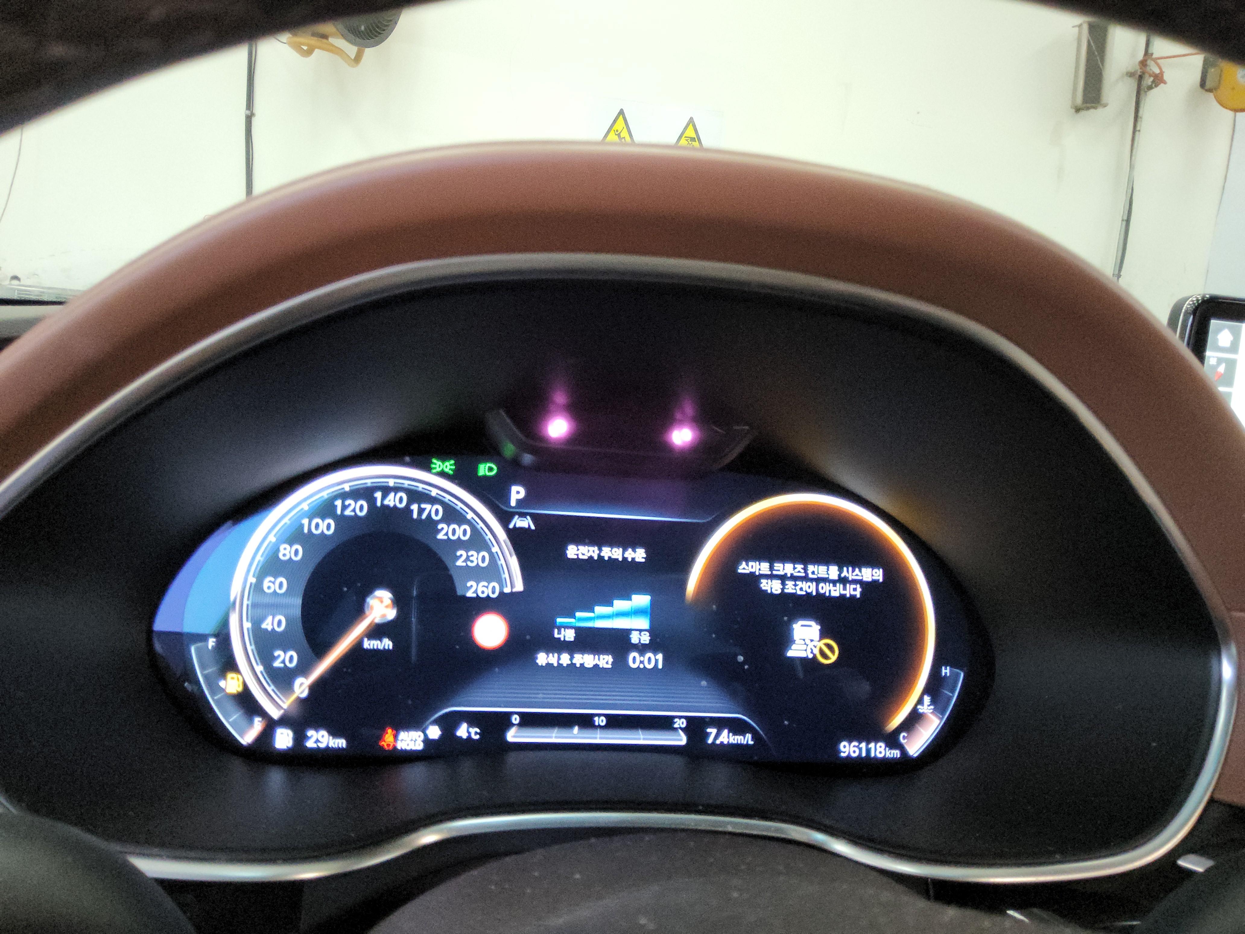 Genesis G80 - 8