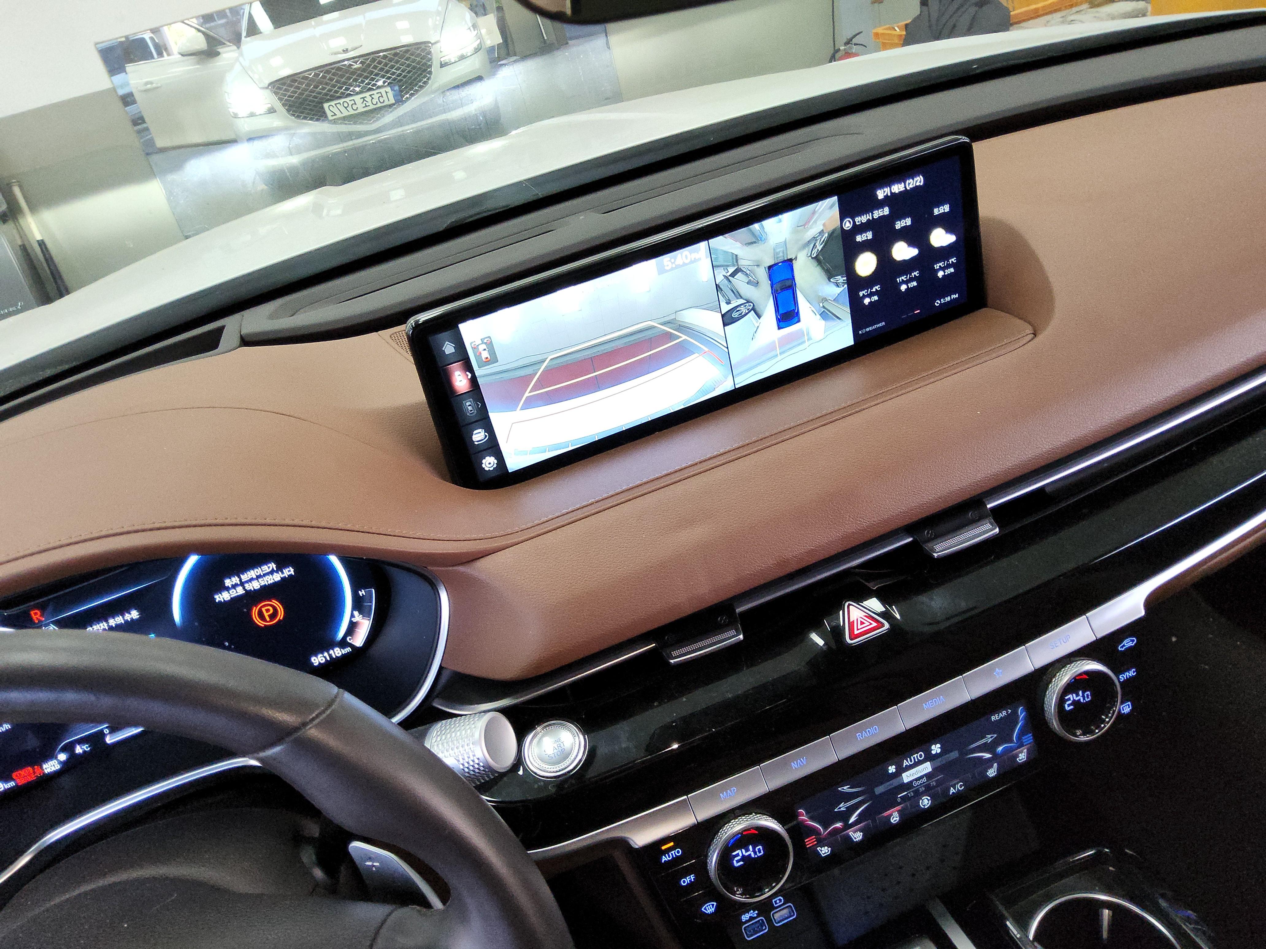 Genesis G80 - 16