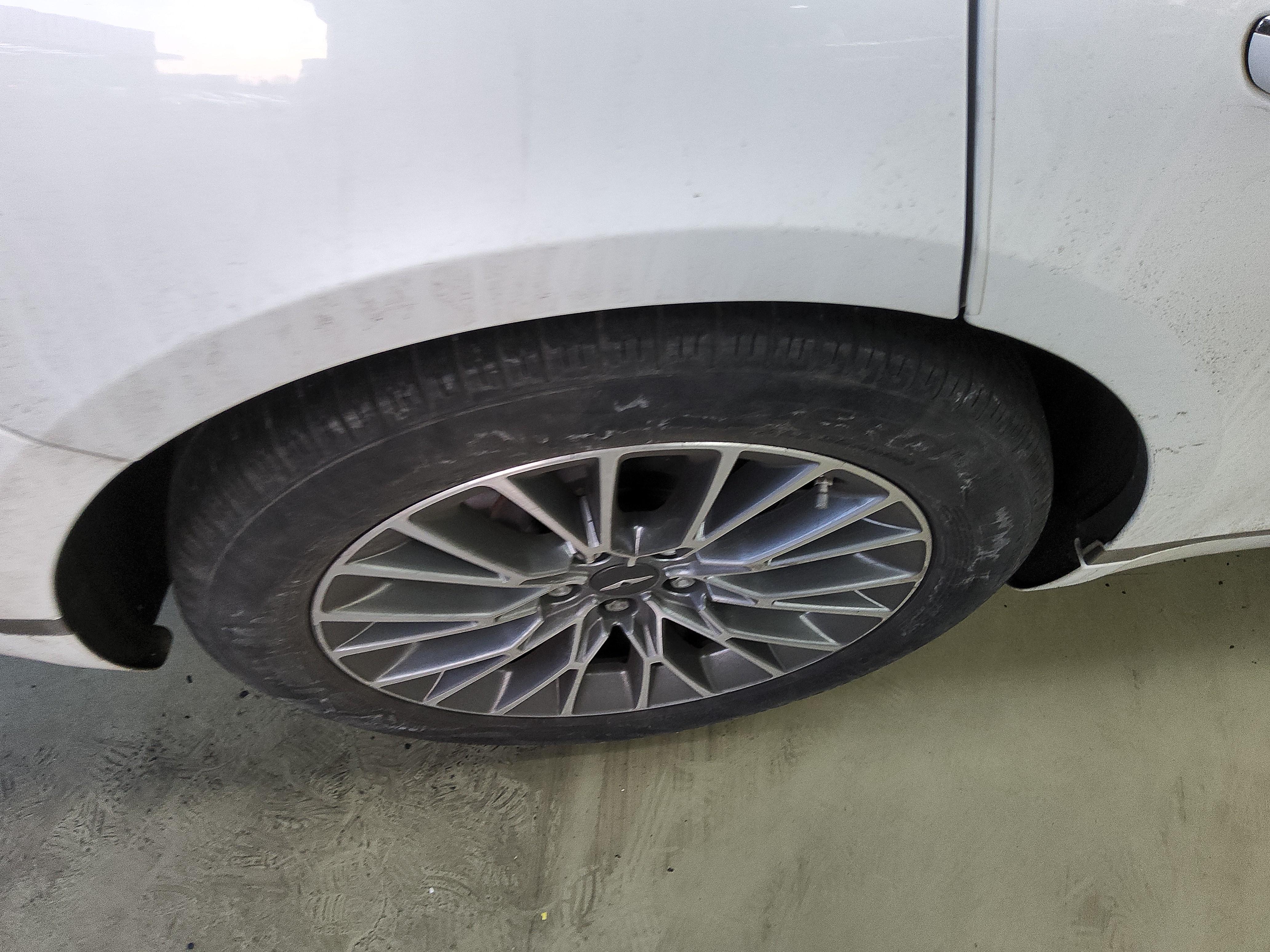 Genesis G80 - 20