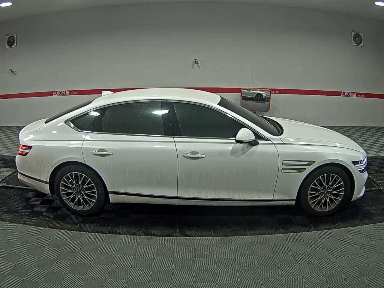 Genesis G80 - 3