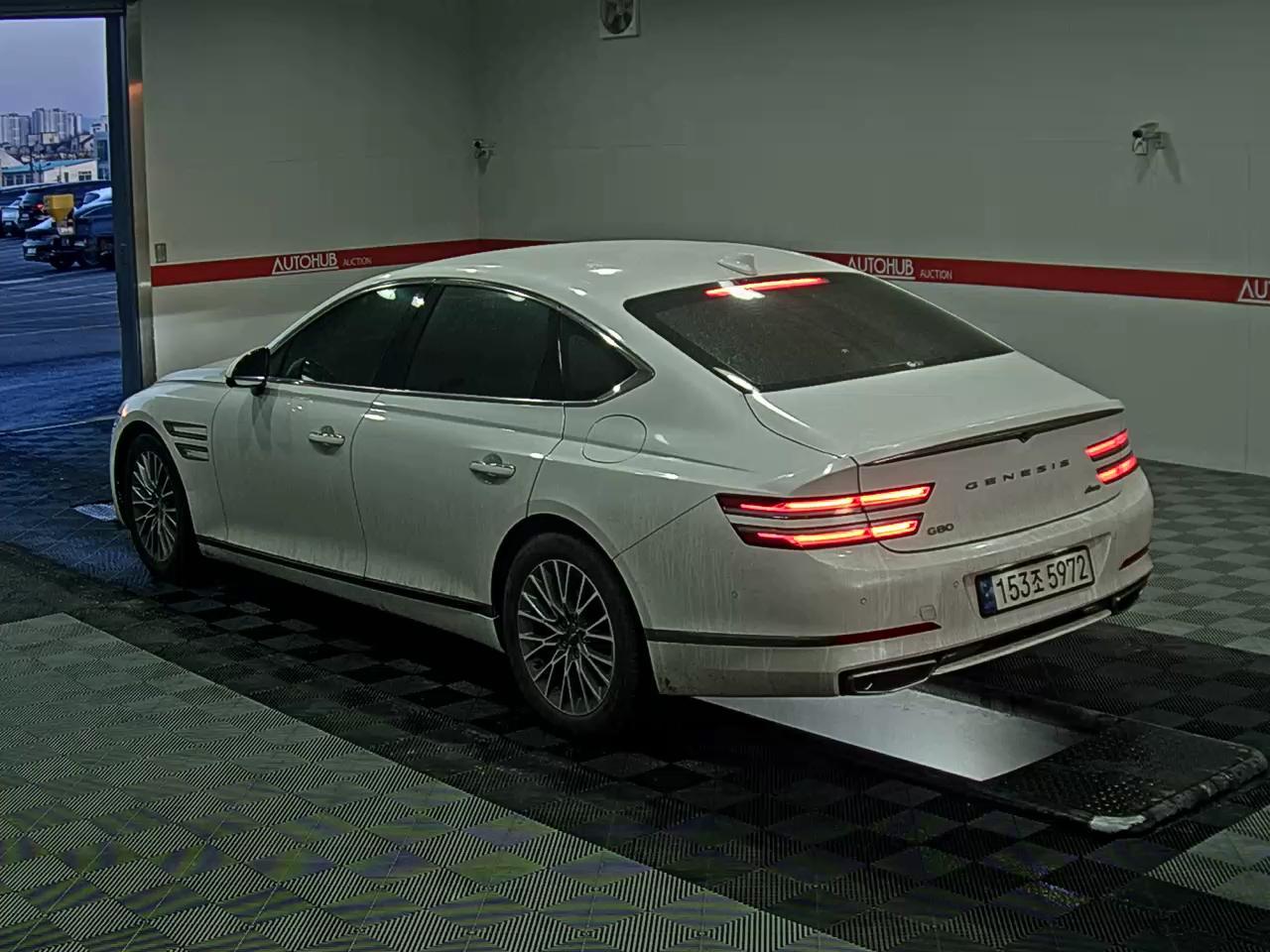 Genesis G80 - 5