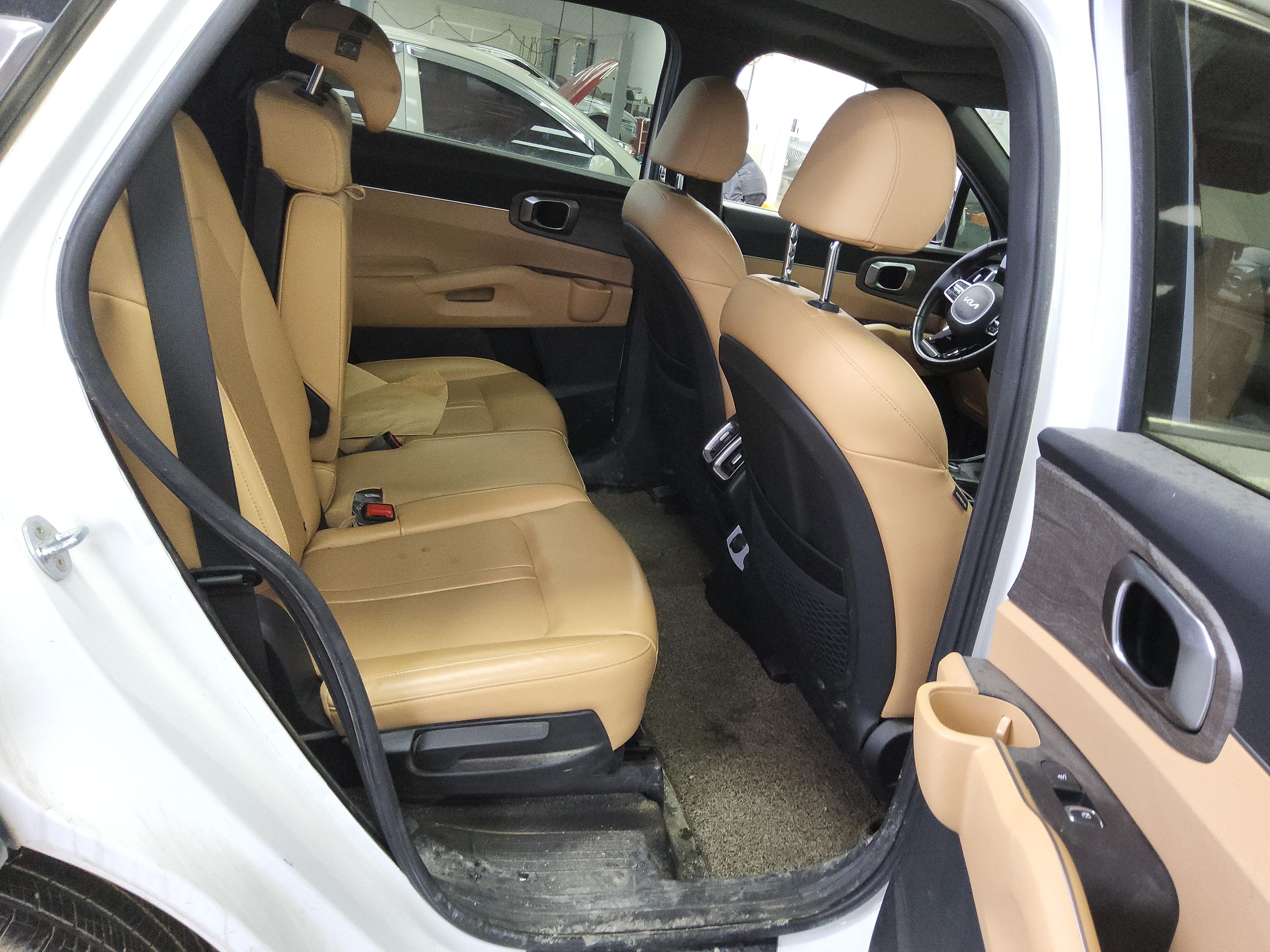 كيا سورينتو 2022 - صورة 13