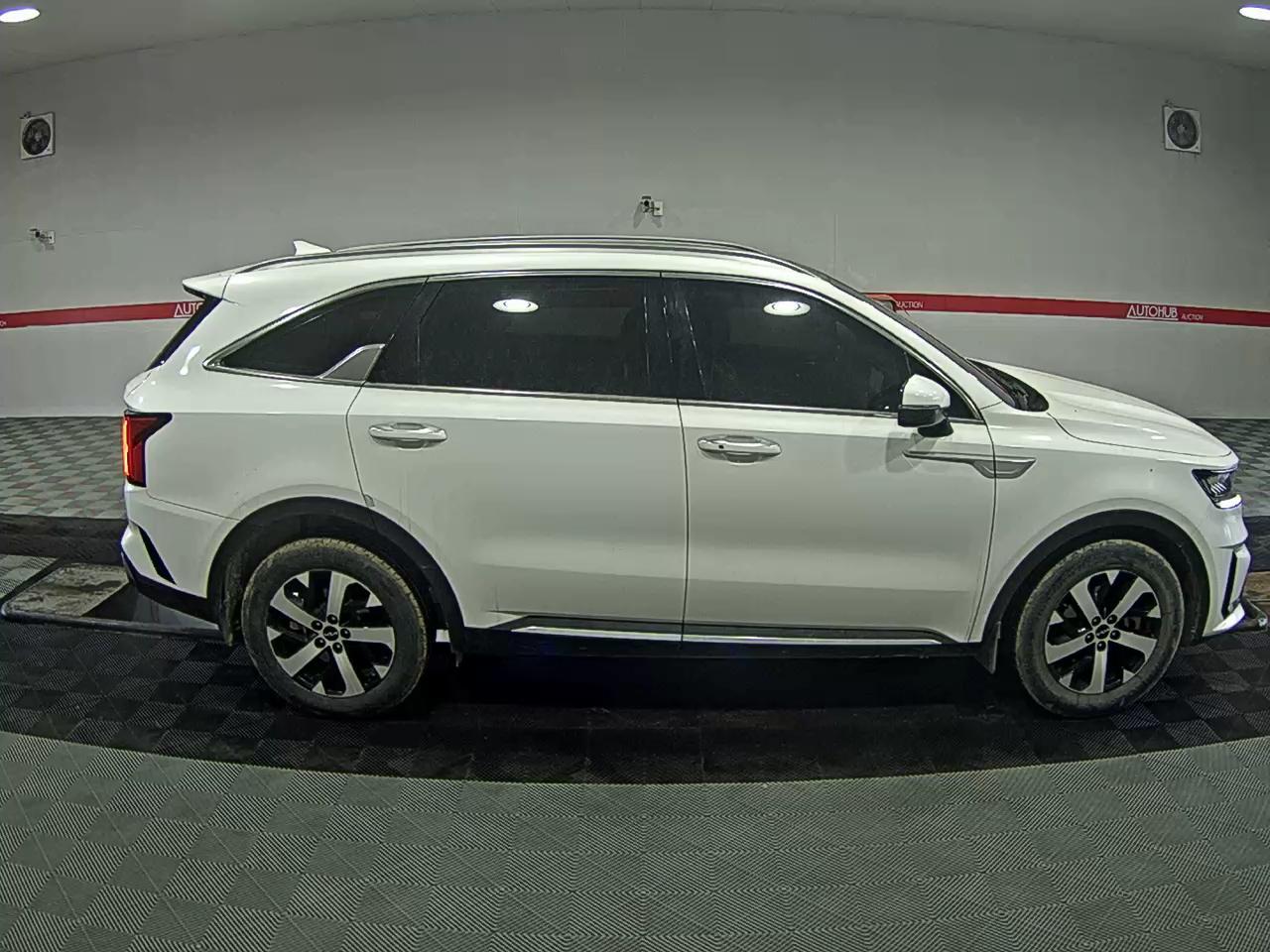 كيا سورينتو 2022 - صورة 3