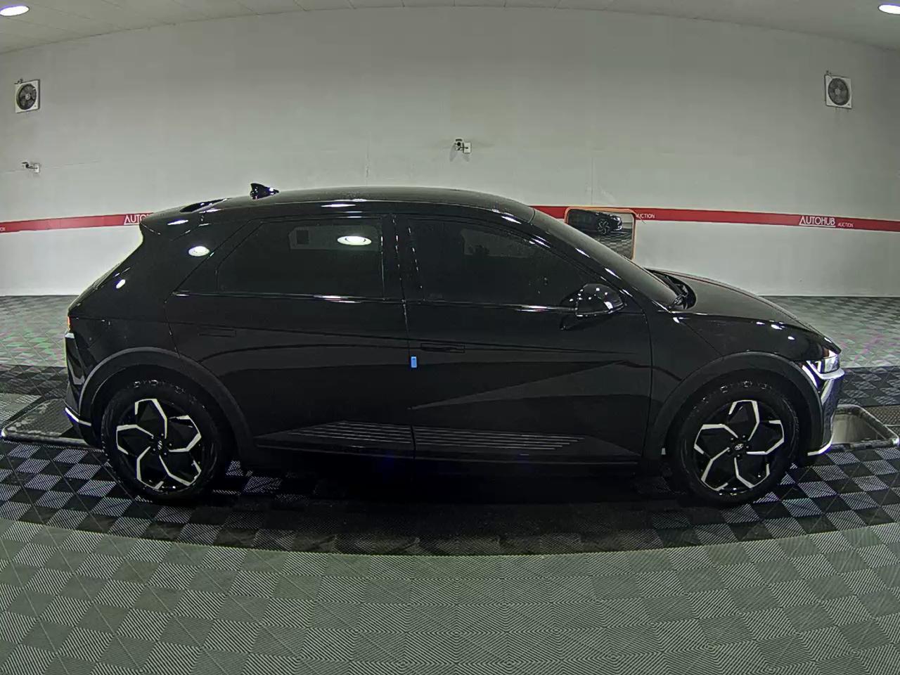2022 - hyundai ioniq