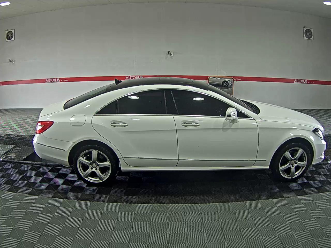메르세데스-벤츠 CLS - 3