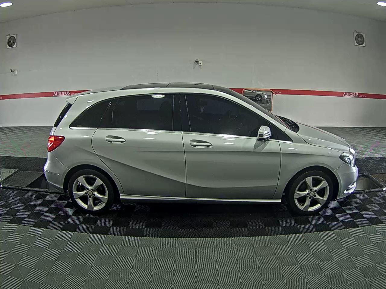 Mercedes-Benz B-Class 2013 - Image 3