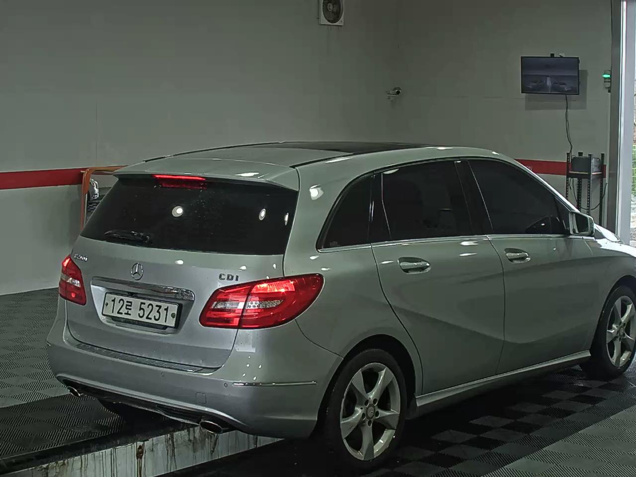 Mercedes-Benz B-Class 2013 - Image 4