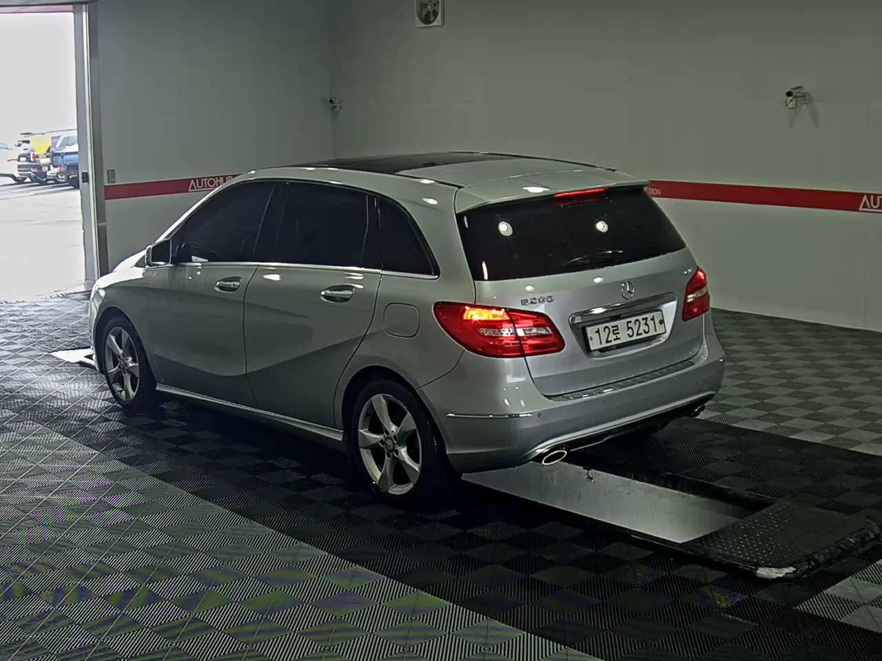 Mercedes-Benz B-Class 2013 - Image 5