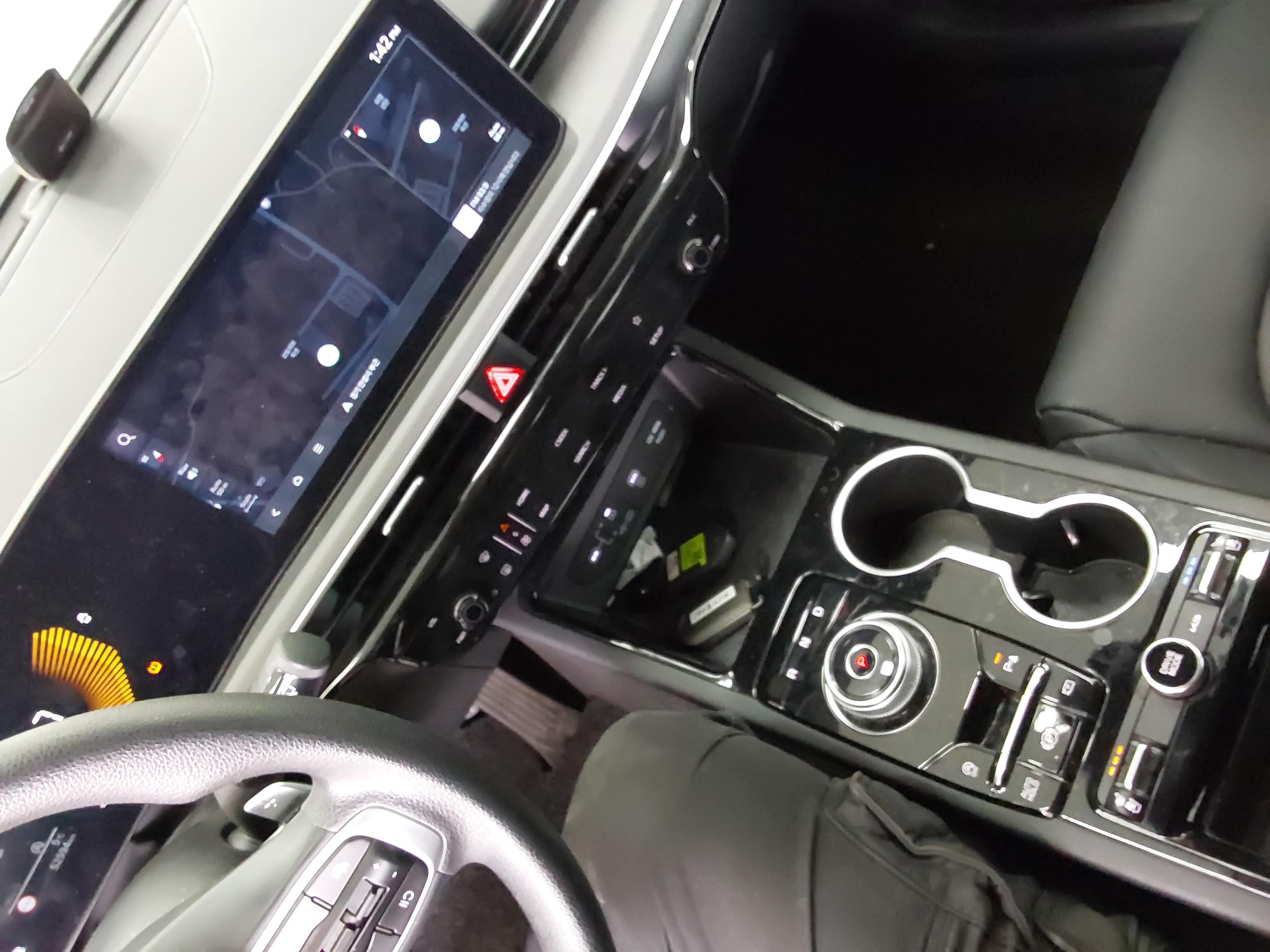 Kia K5 2024 - Image 19