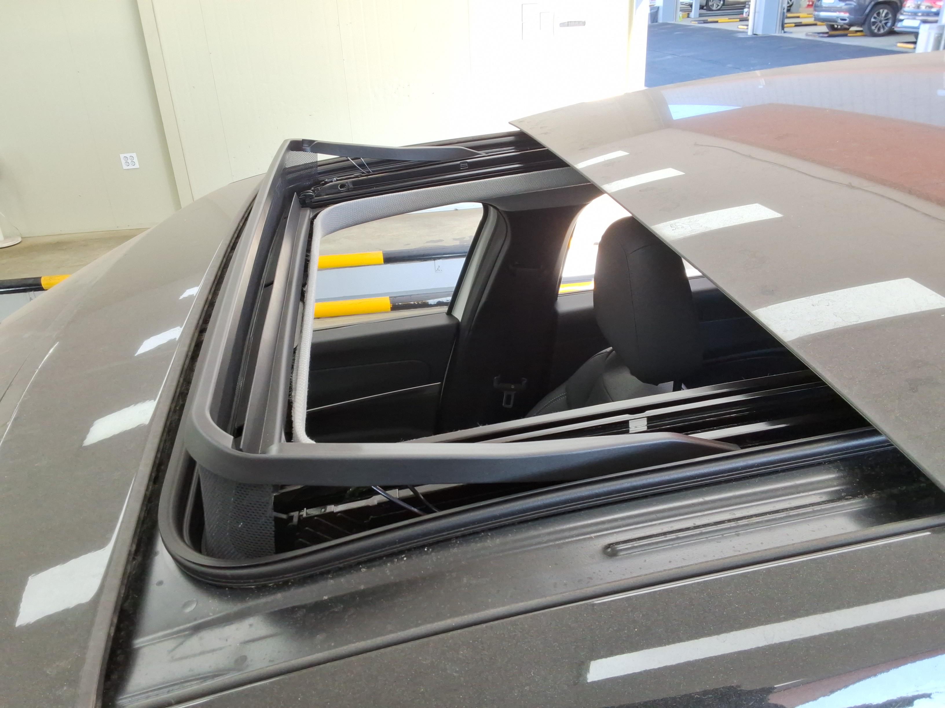 Dodge Avenger 2024 - Image 20