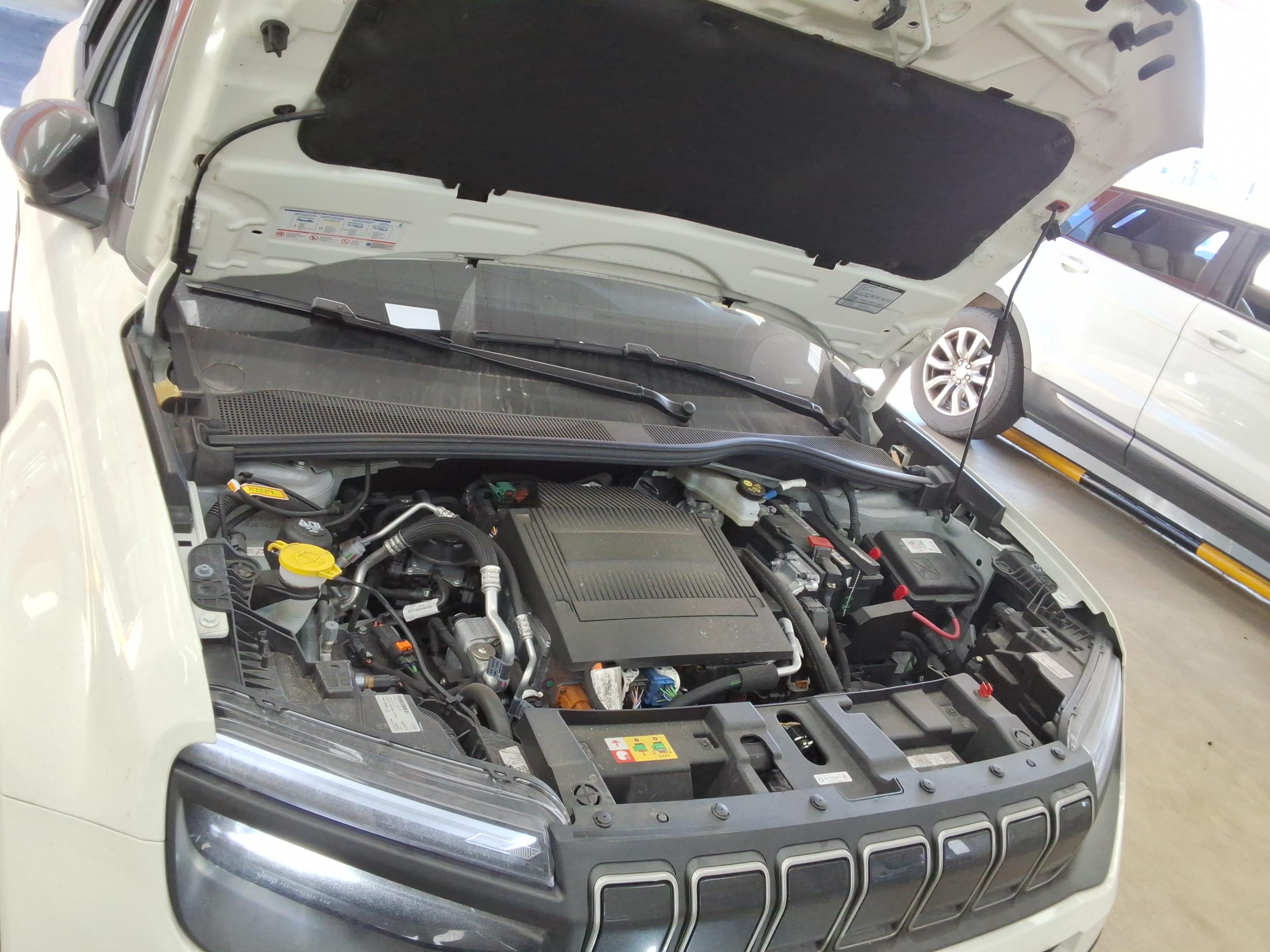 Dodge Avenger 2024 - Image 21