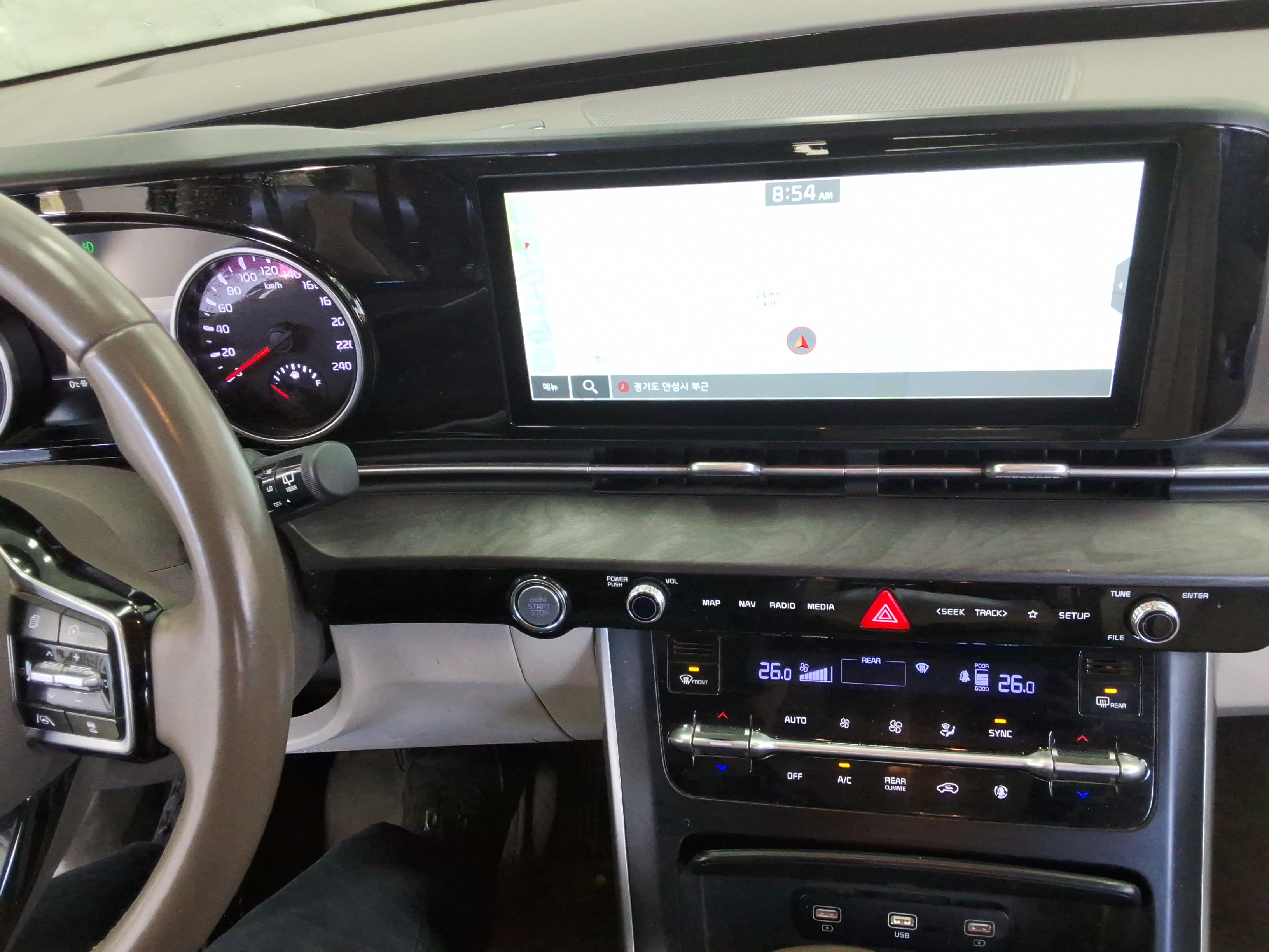 Kia SEDONA 2021 - Image 18