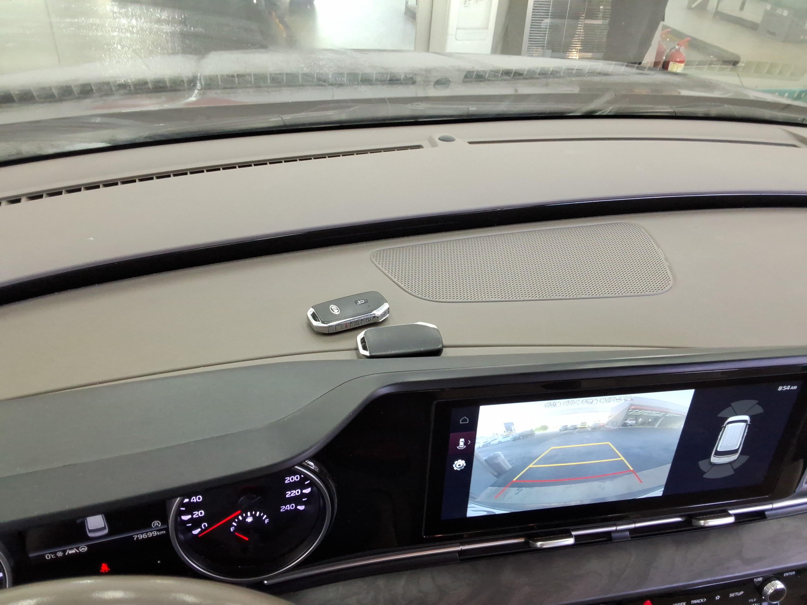 Kia SEDONA 2021 - Image 19