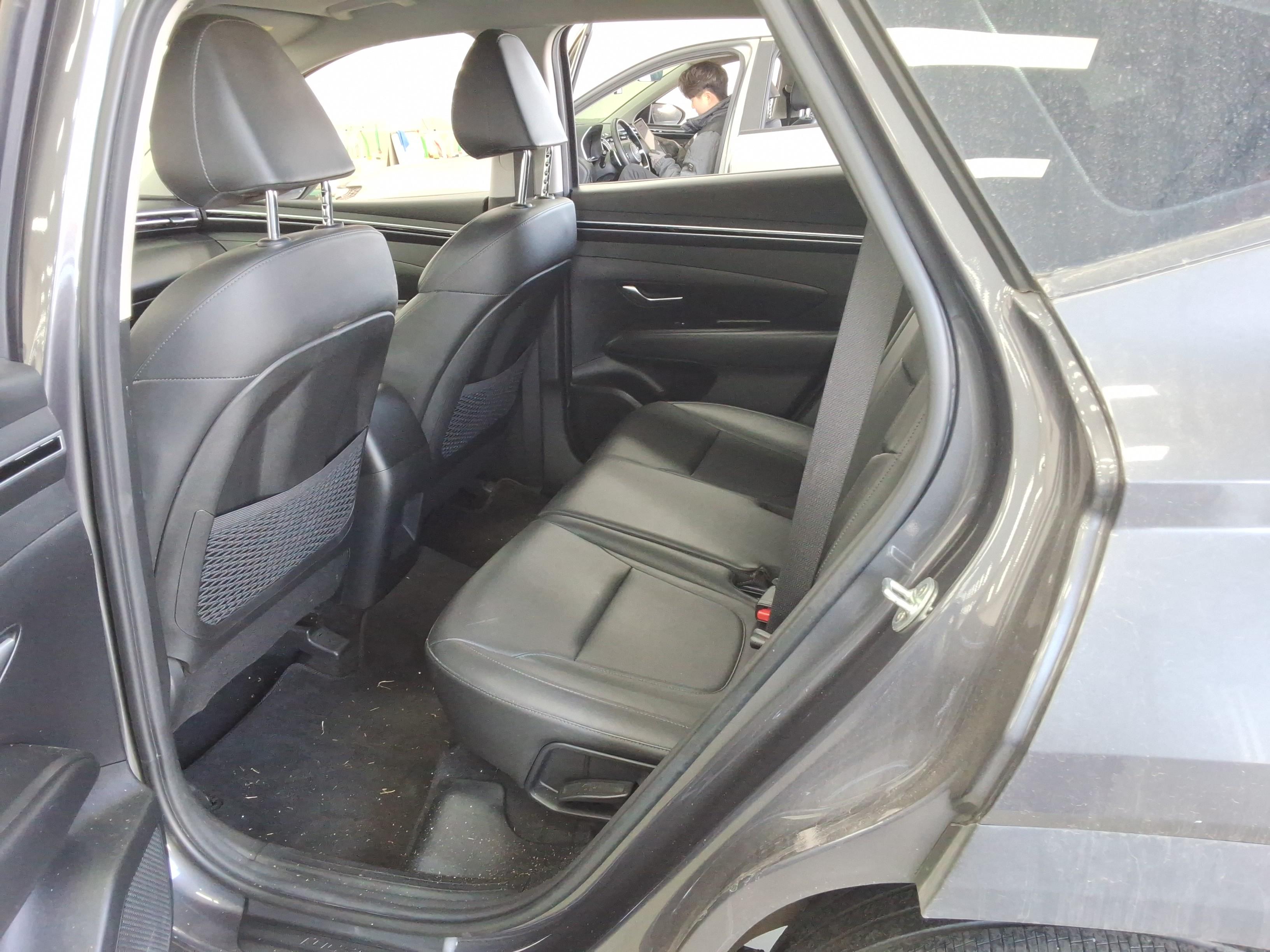 2022 - hyundai tucson