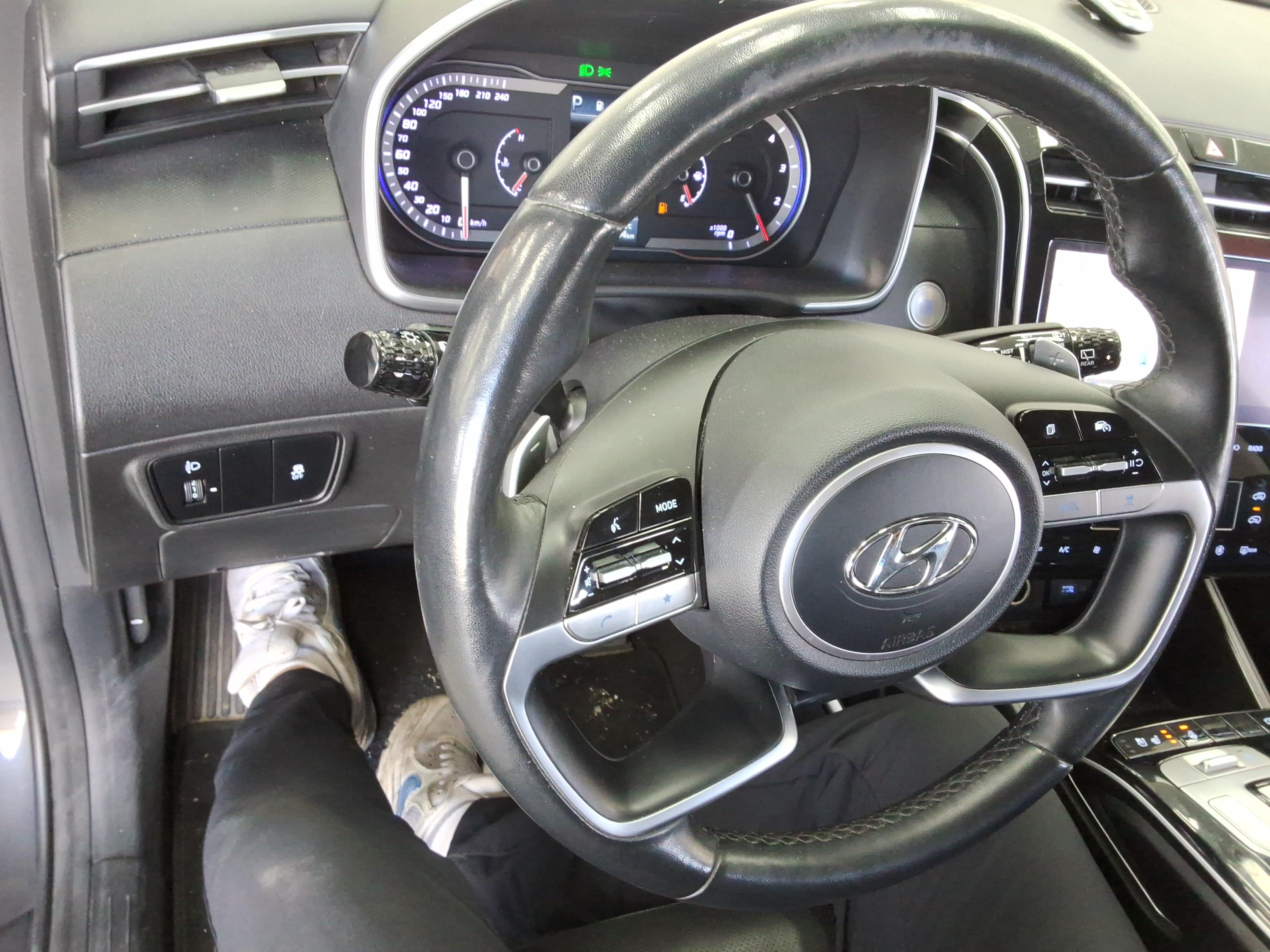 2022 - hyundai tucson