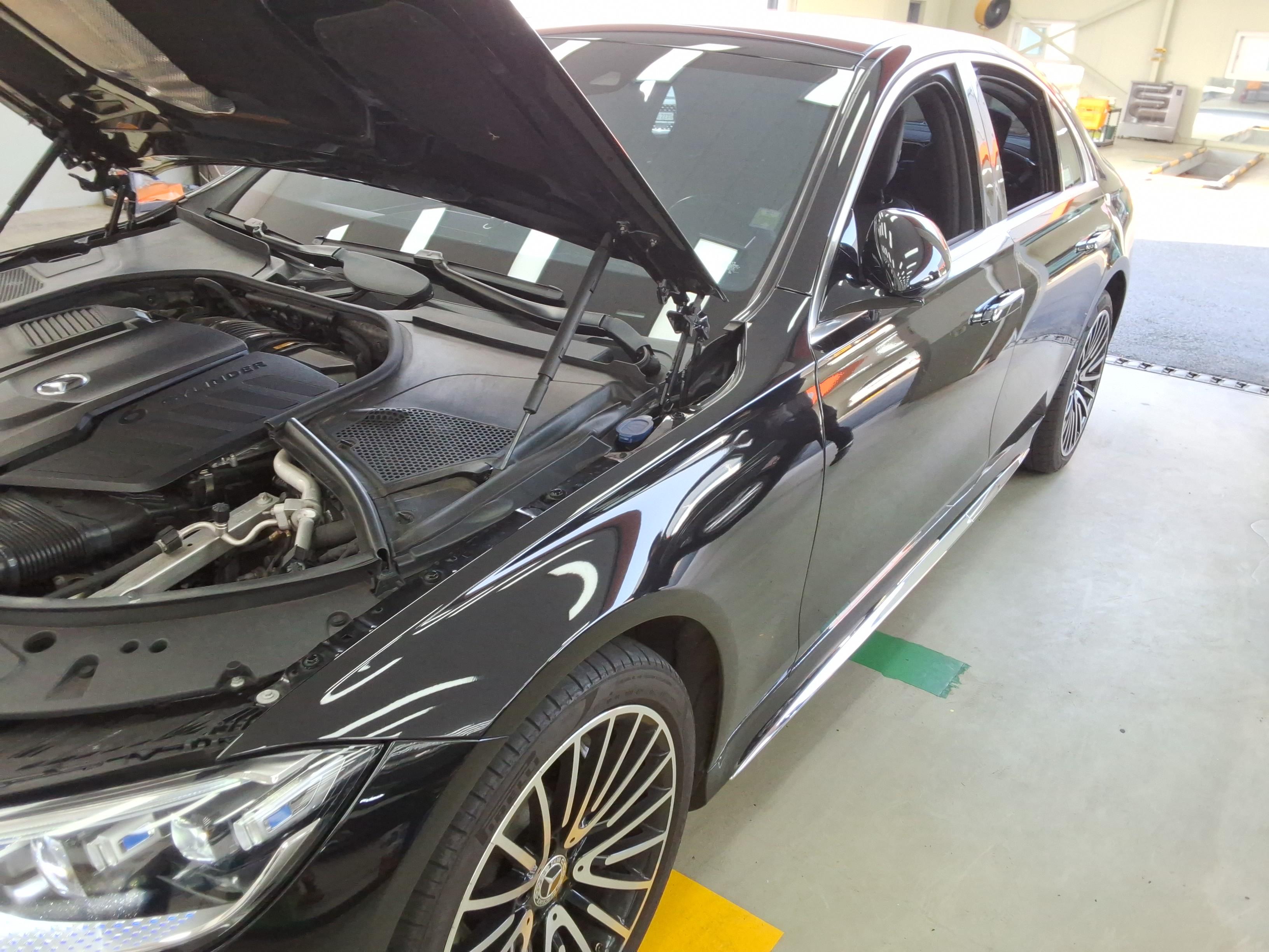 مرسيدس بنز إس كلاس 2023 - صورة 21