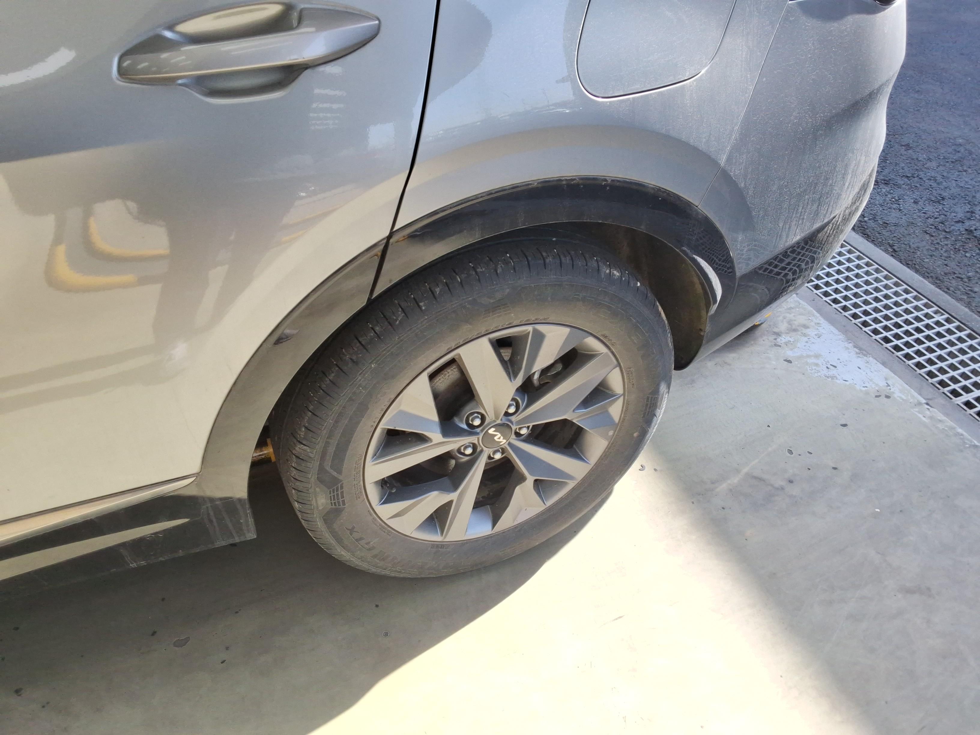 2022 - kia sportage