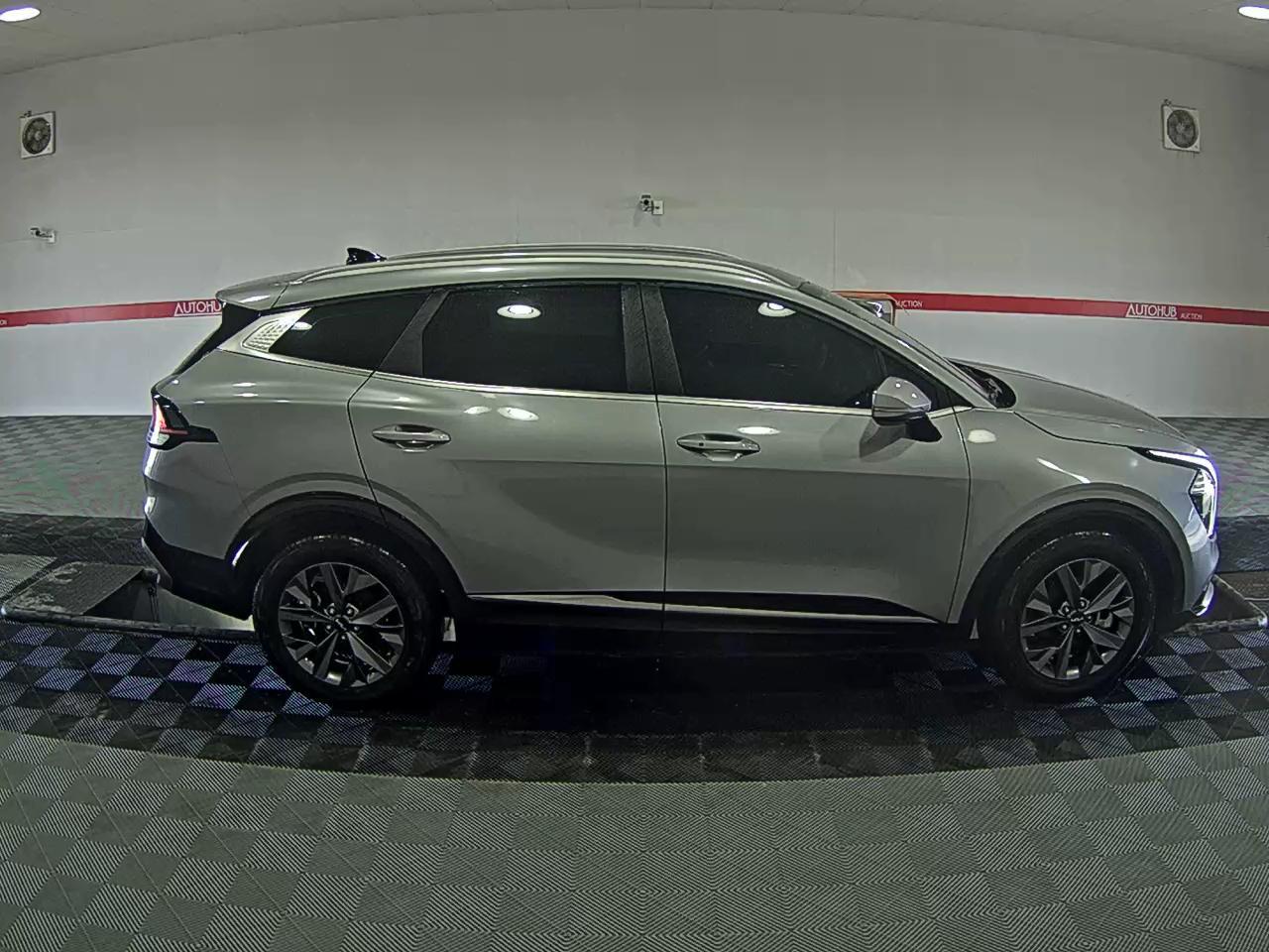 2022 - kia sportage