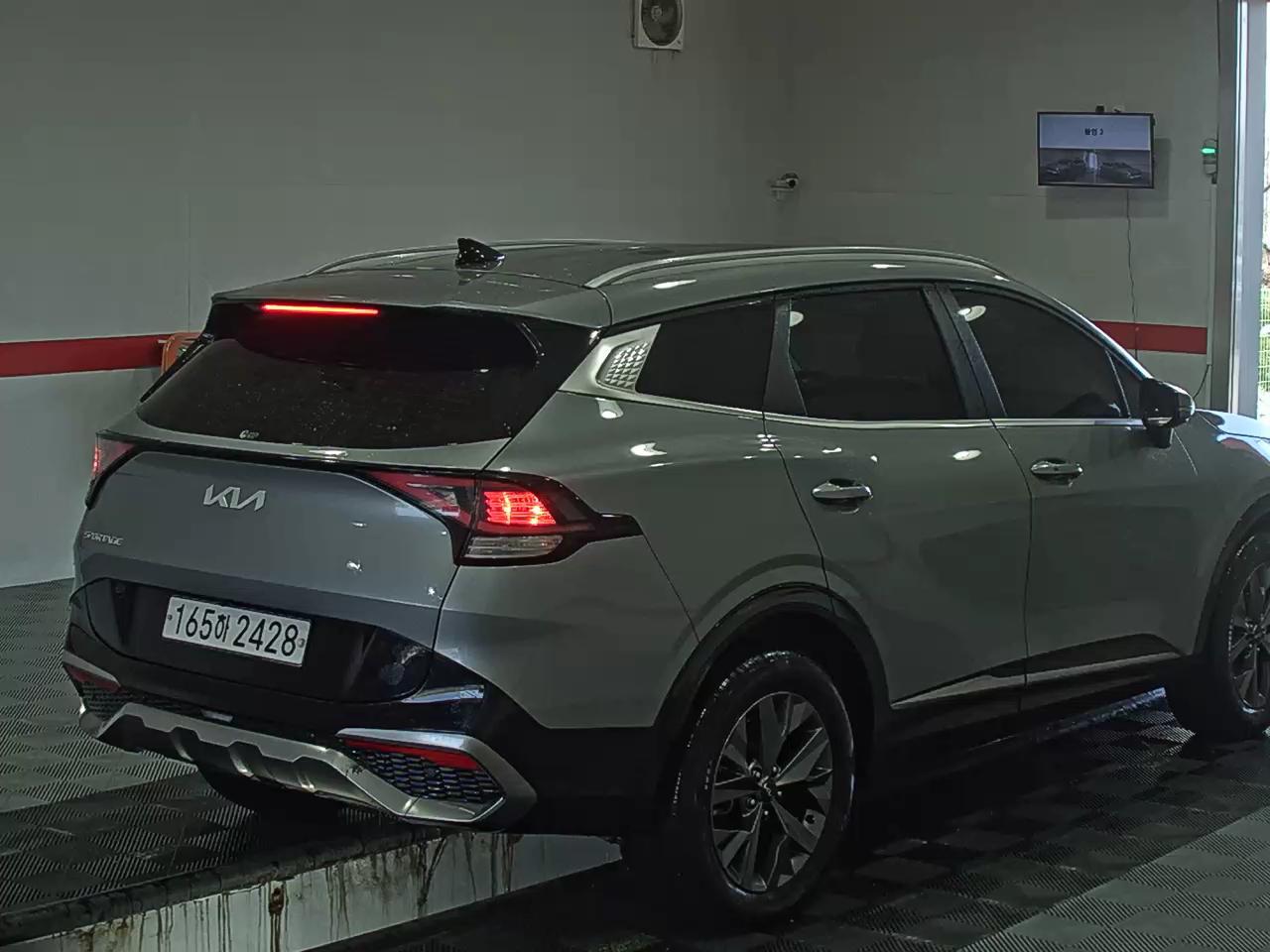 2022 - kia sportage