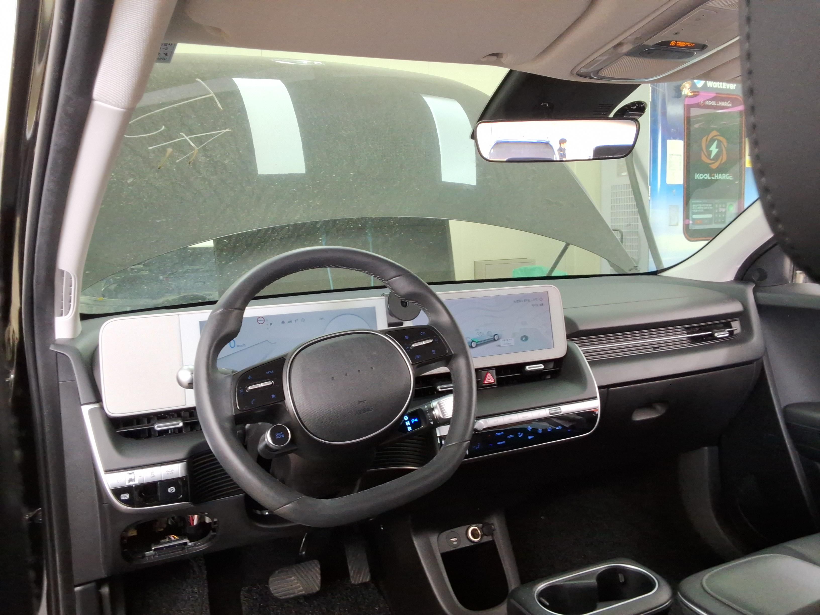 2022 - hyundai ioniq