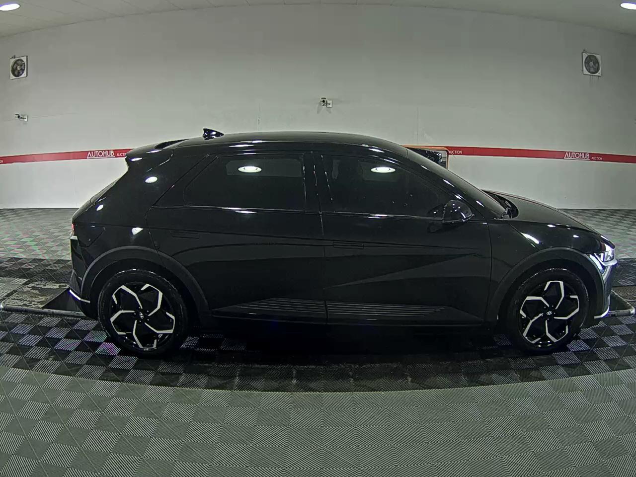 2022 - hyundai ioniq