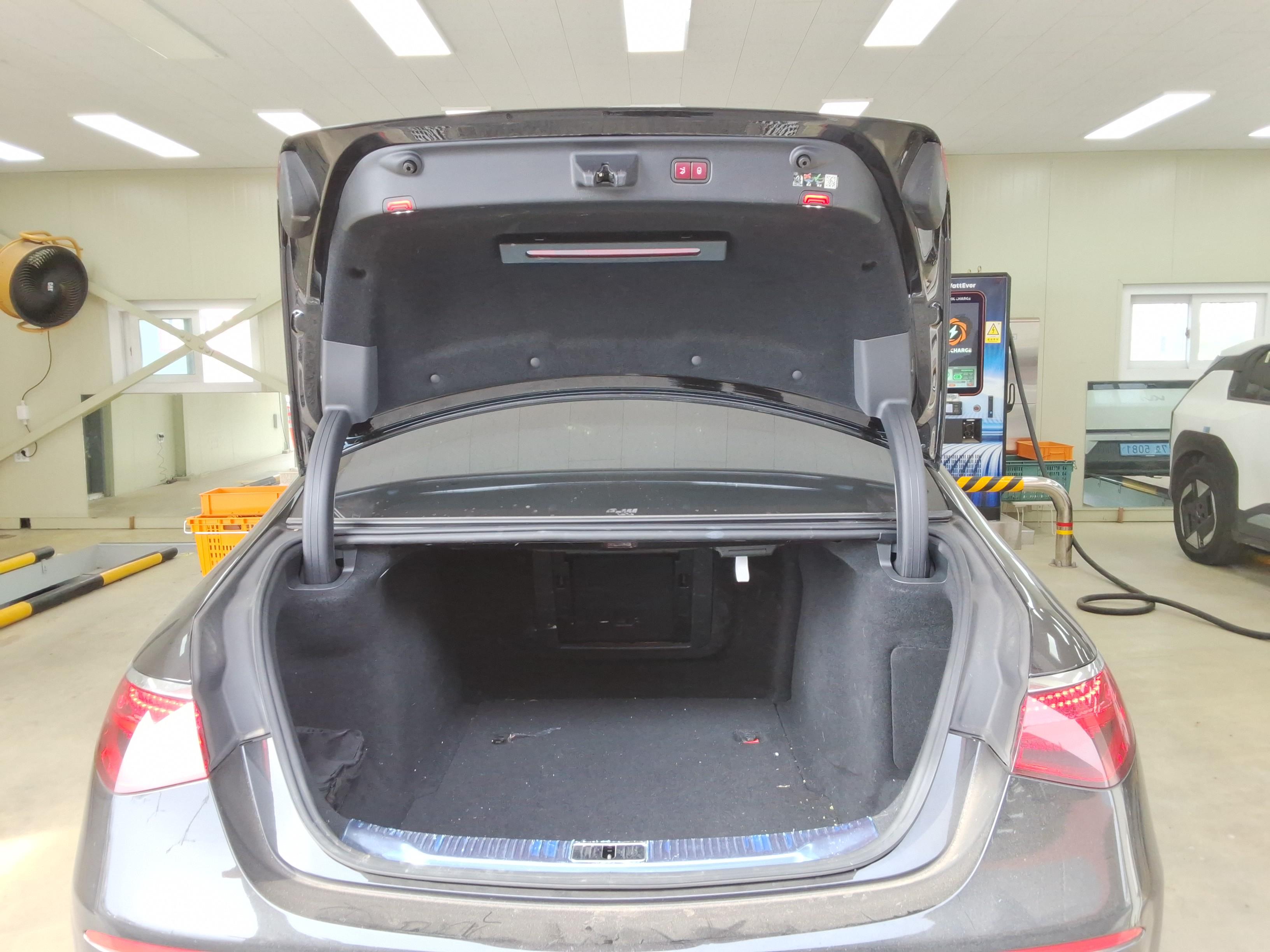 메르세데스-벤츠 S-클래스 2022 - 이미지 12