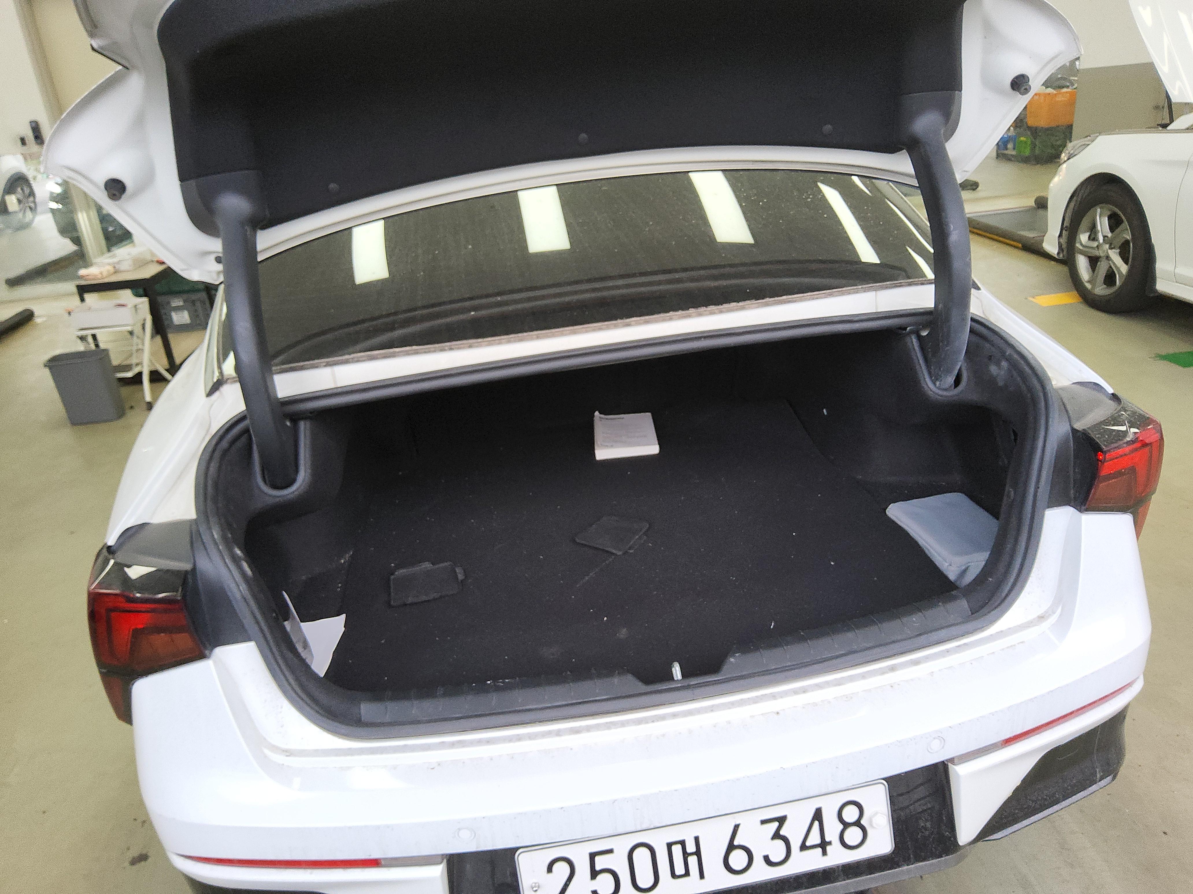 Kia K5 2024 - Image 14