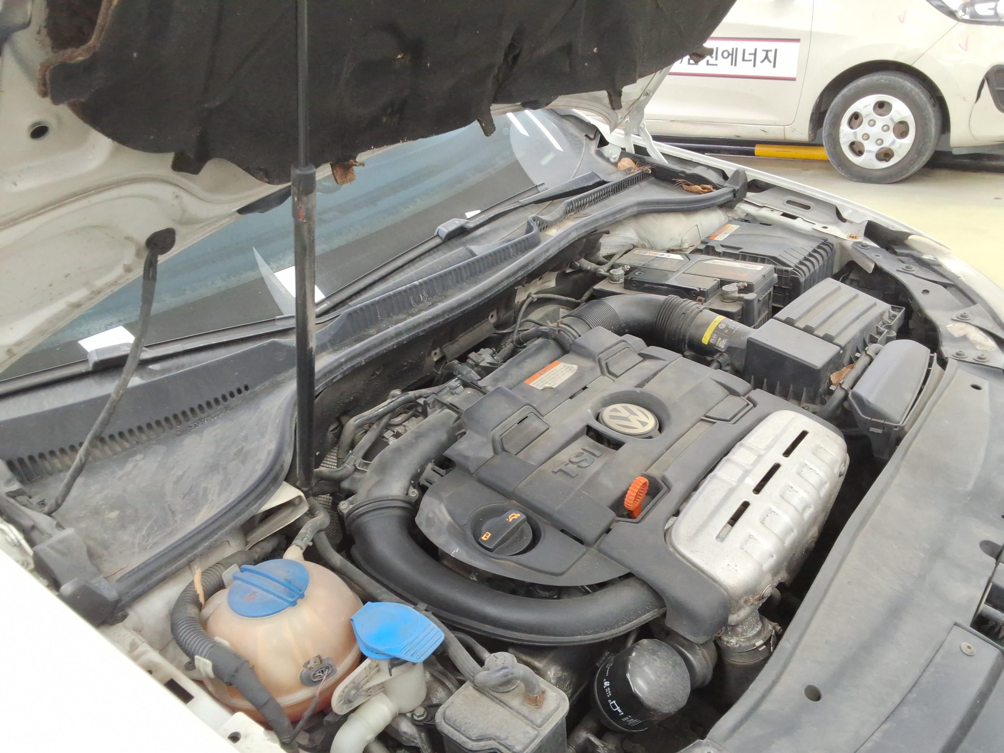 Volkswagen Golf - 21