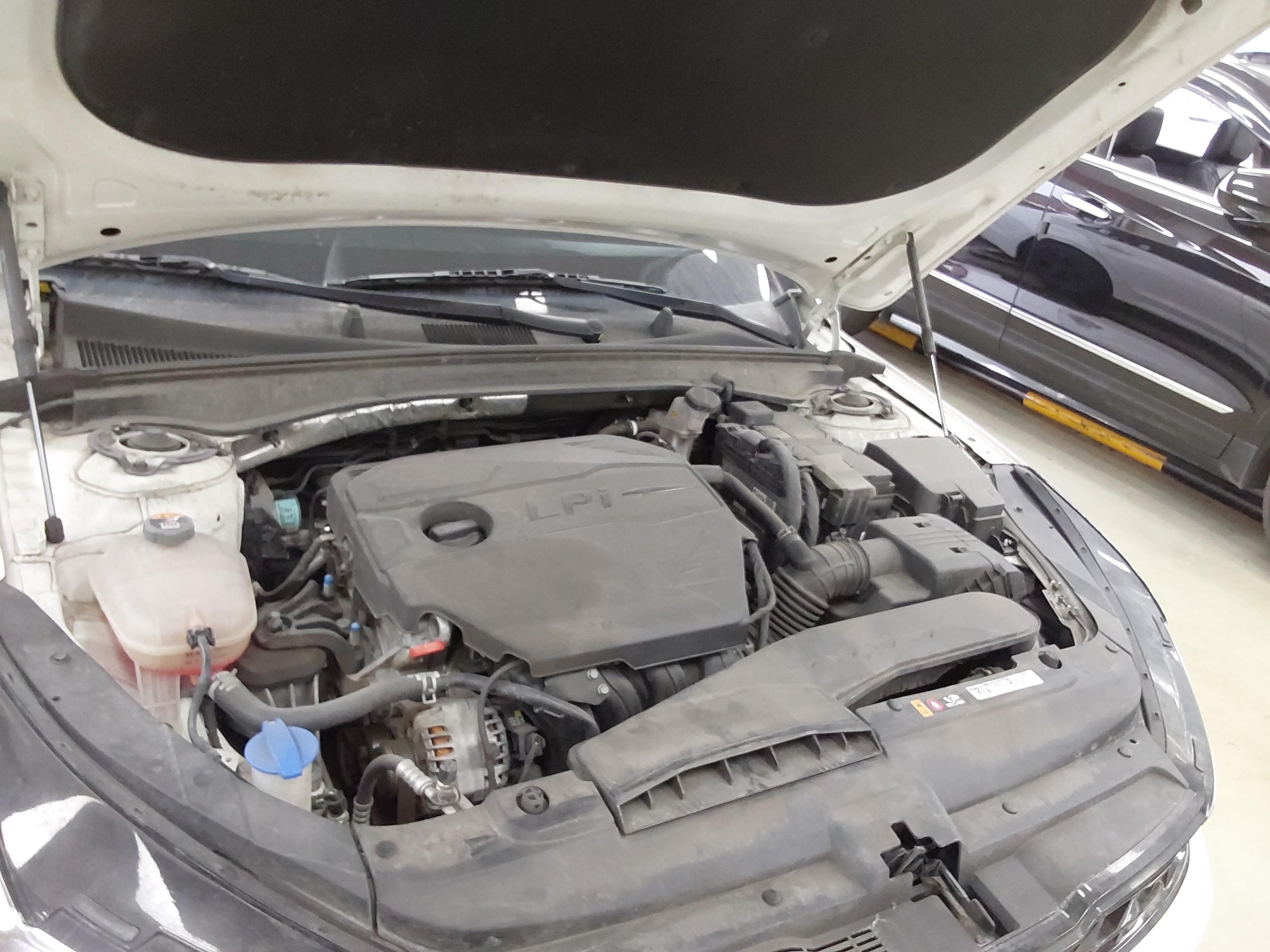 Kia K5 2024 - Image 17