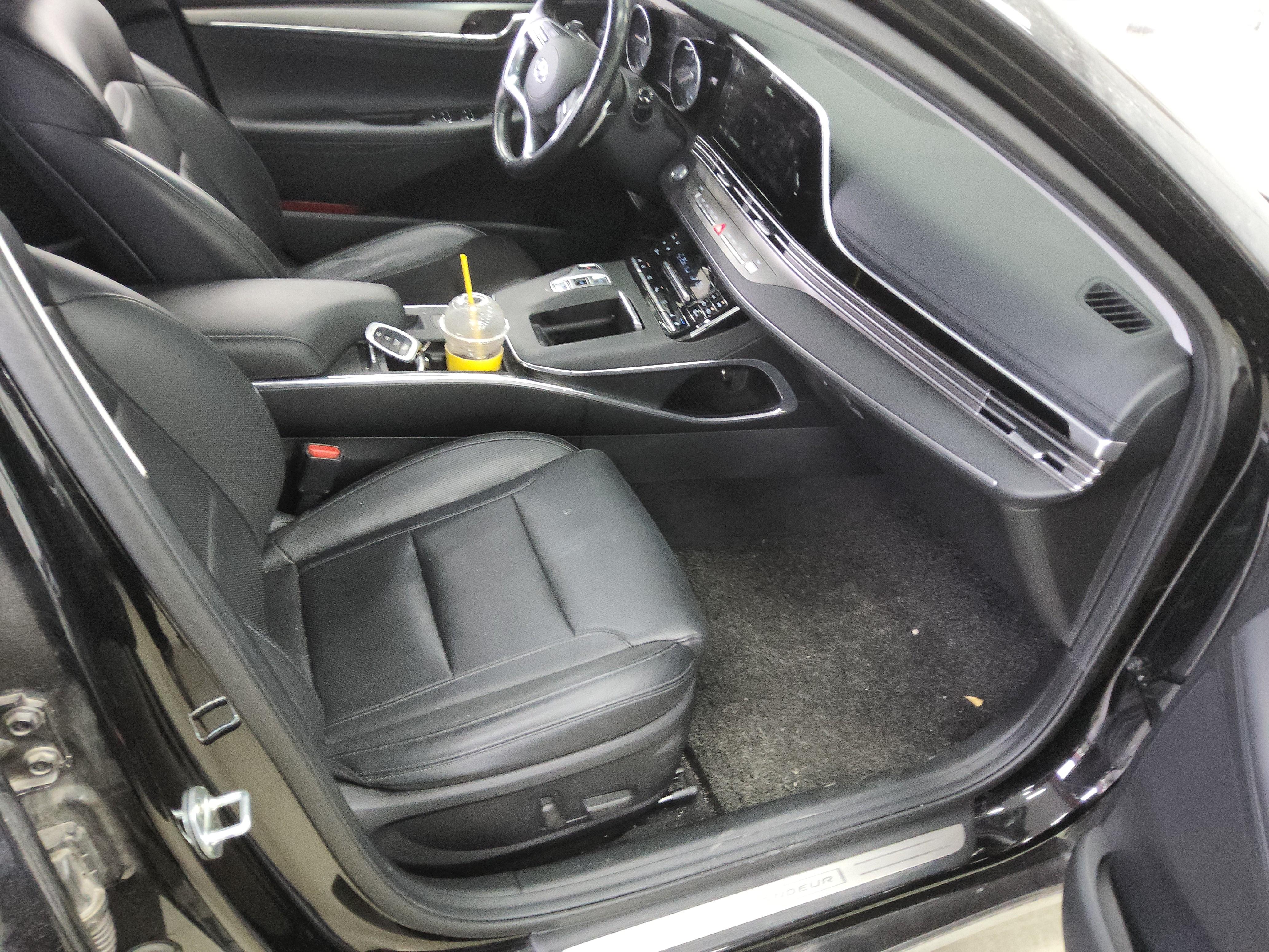 هيونداي جرانجر 2020 - صورة 13