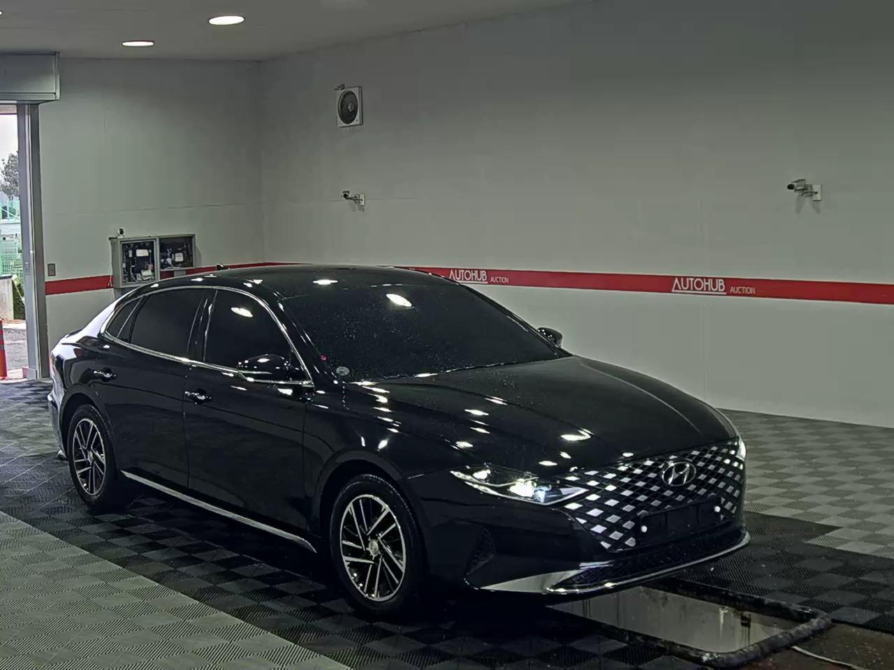 هيونداي جرانجر 2020 - صورة 2