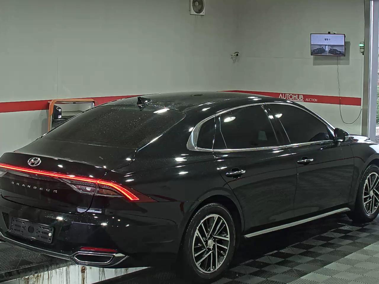 هيونداي جرانجر 2020 - صورة 4