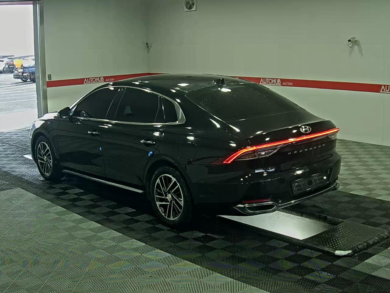 هيونداي جرانجر 2020 - صورة 5