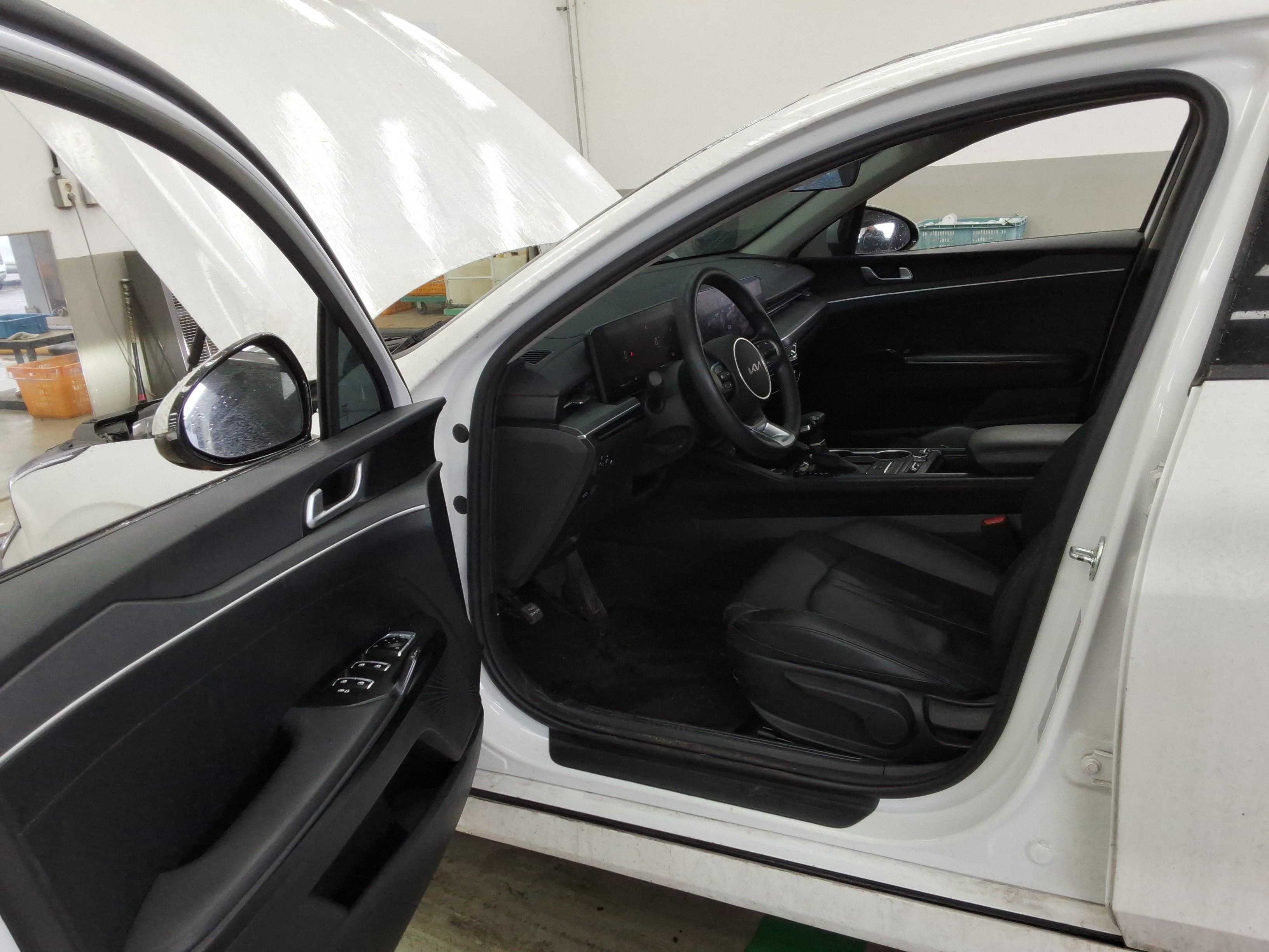 كيا K5 2024 - صورة 9