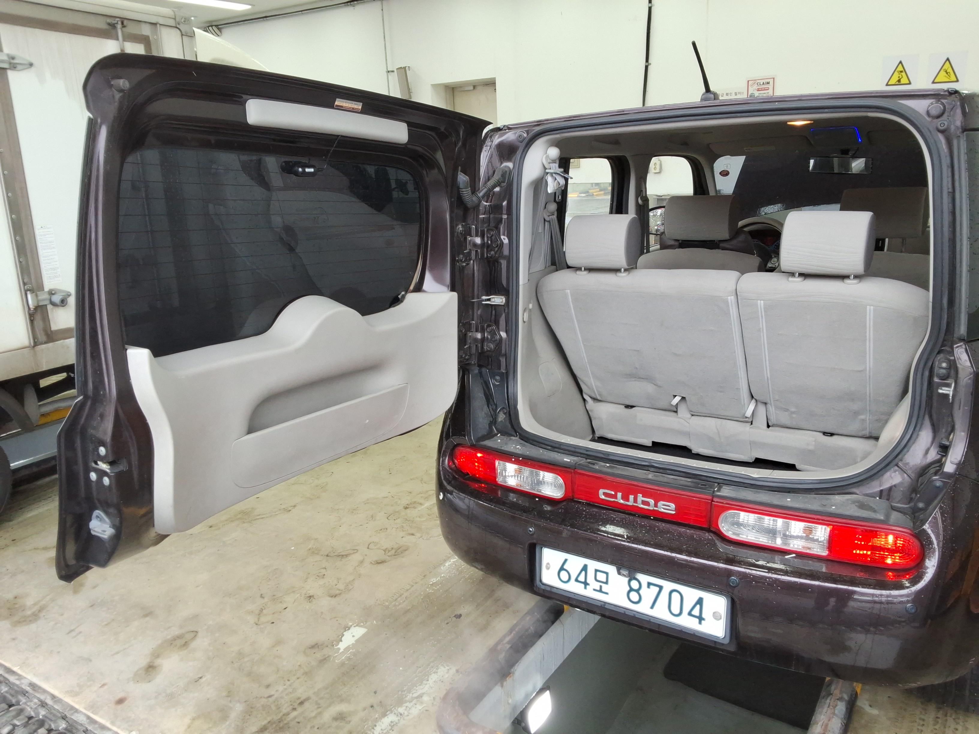 Nissan Cube - 14