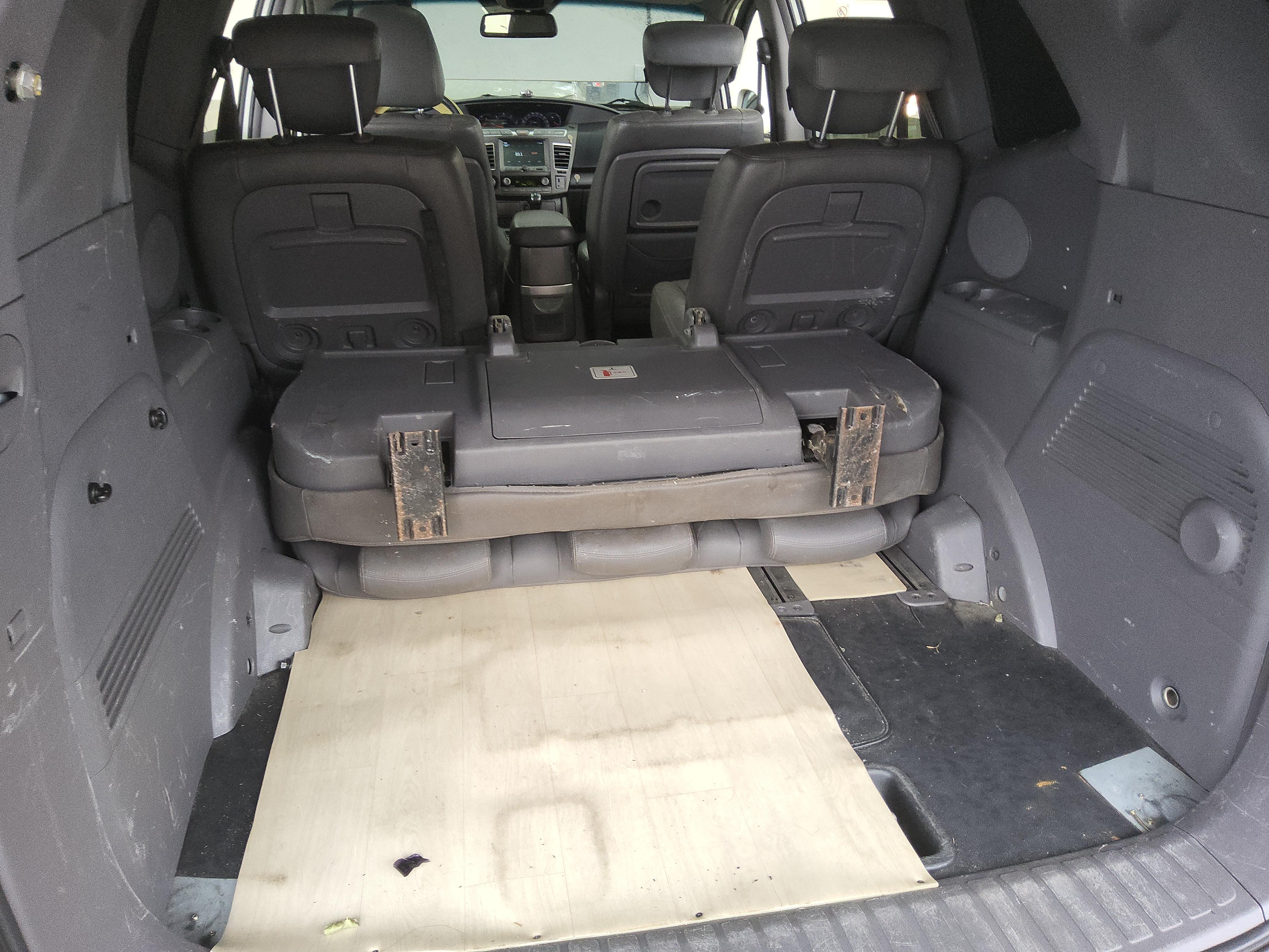 سانج يونج كوراندو توريزمو 2015 - صورة 14