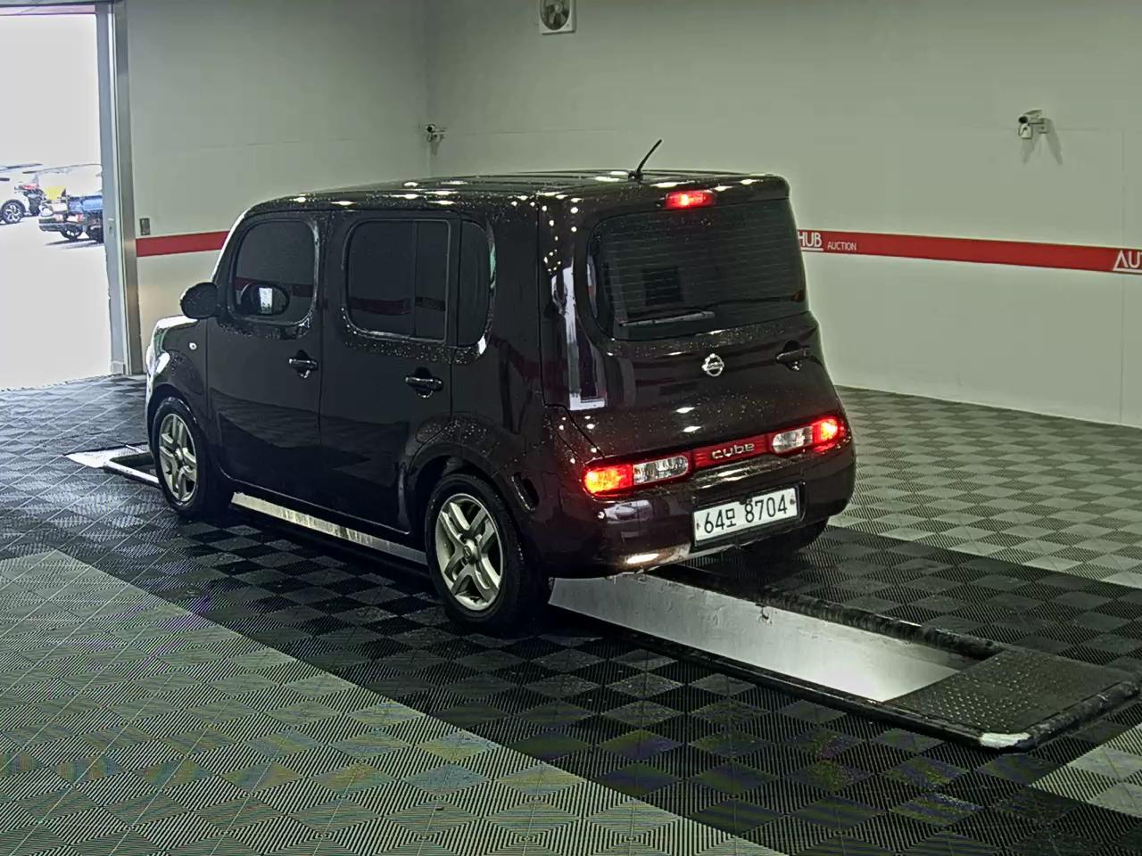 Nissan Cube - 5