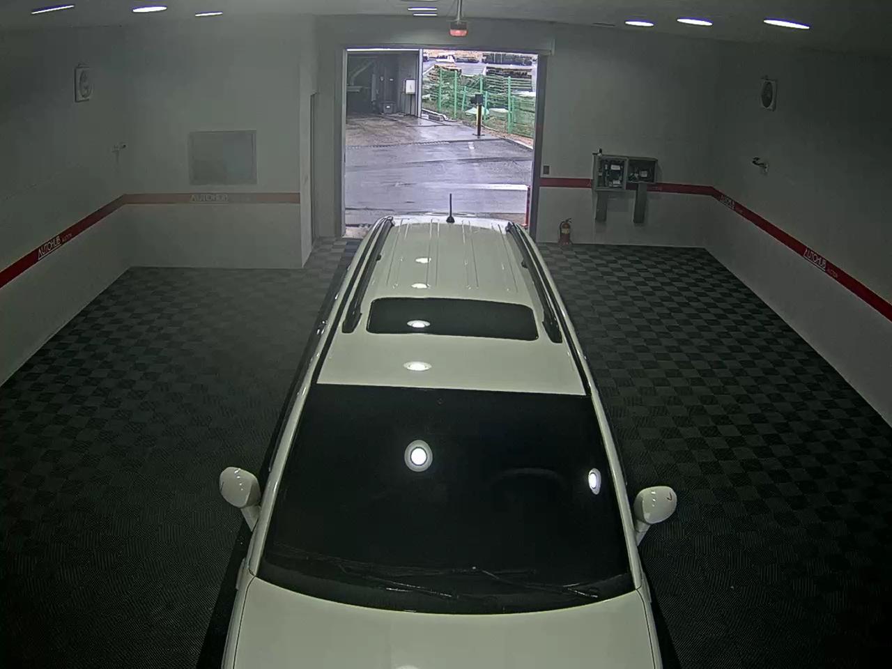 سانج يونج كوراندو توريزمو 2015 - صورة 6