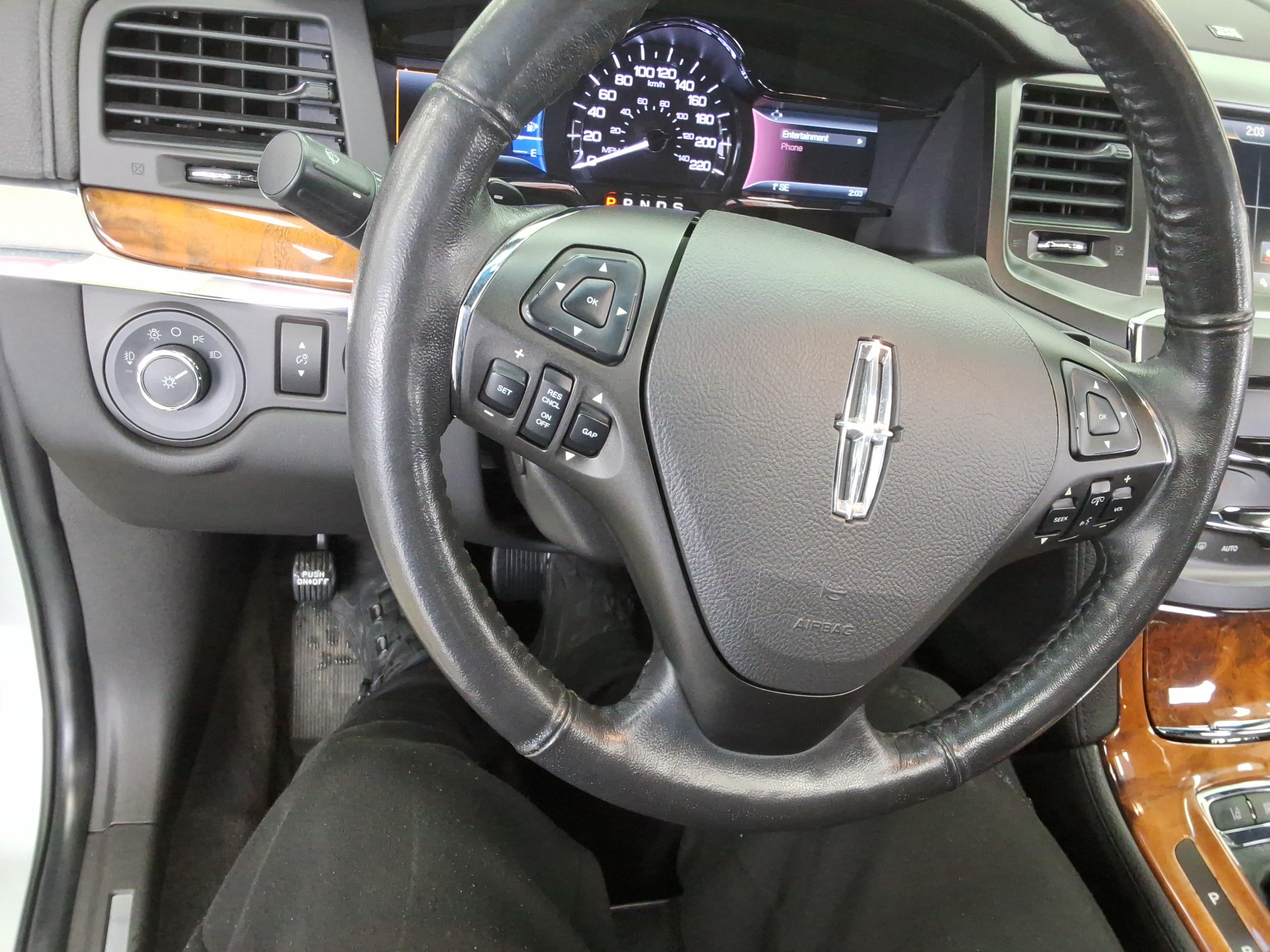 لينكولن MKS 2014 - صورة 17