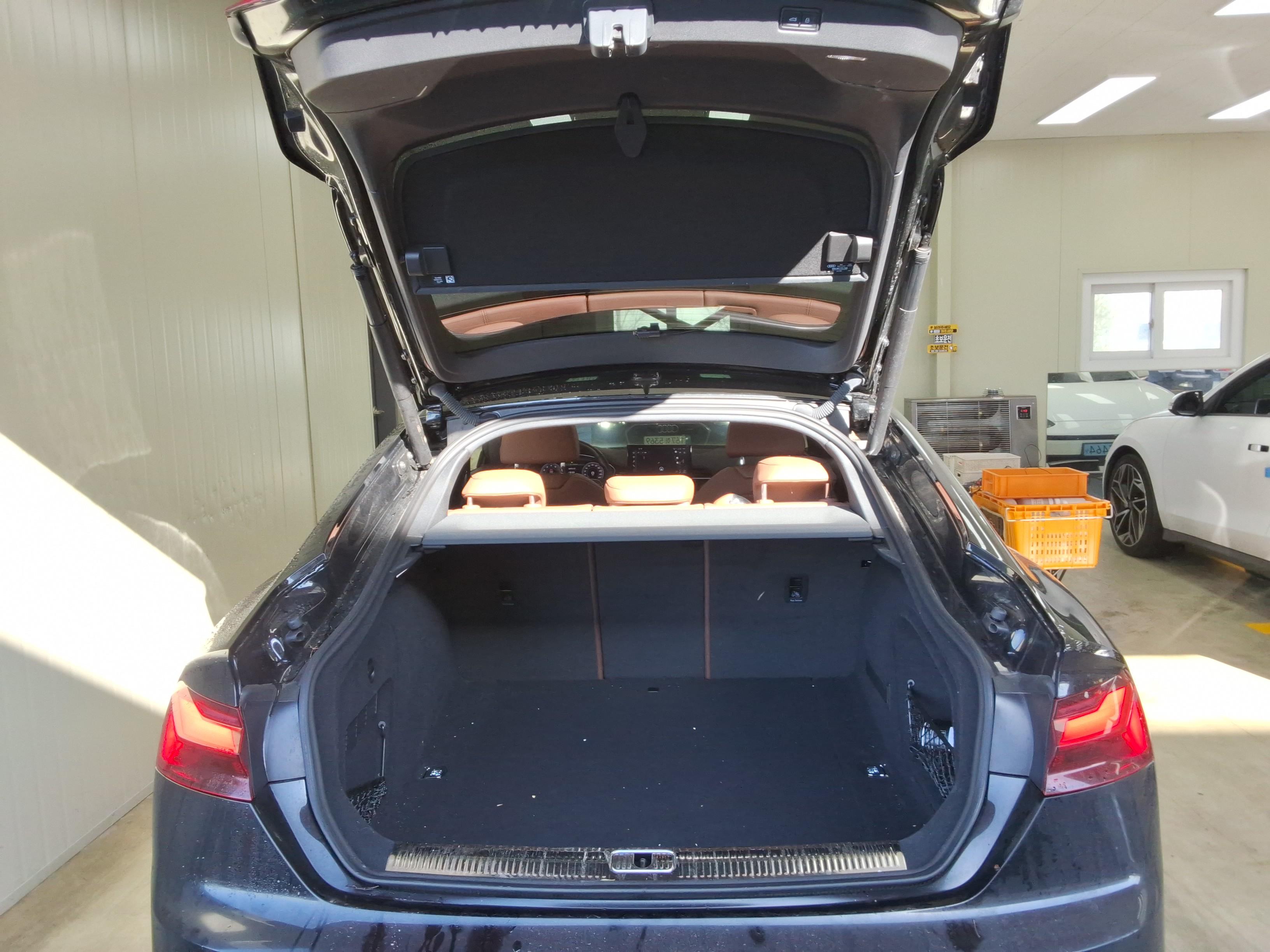 Audi A5 2023 - Image 12