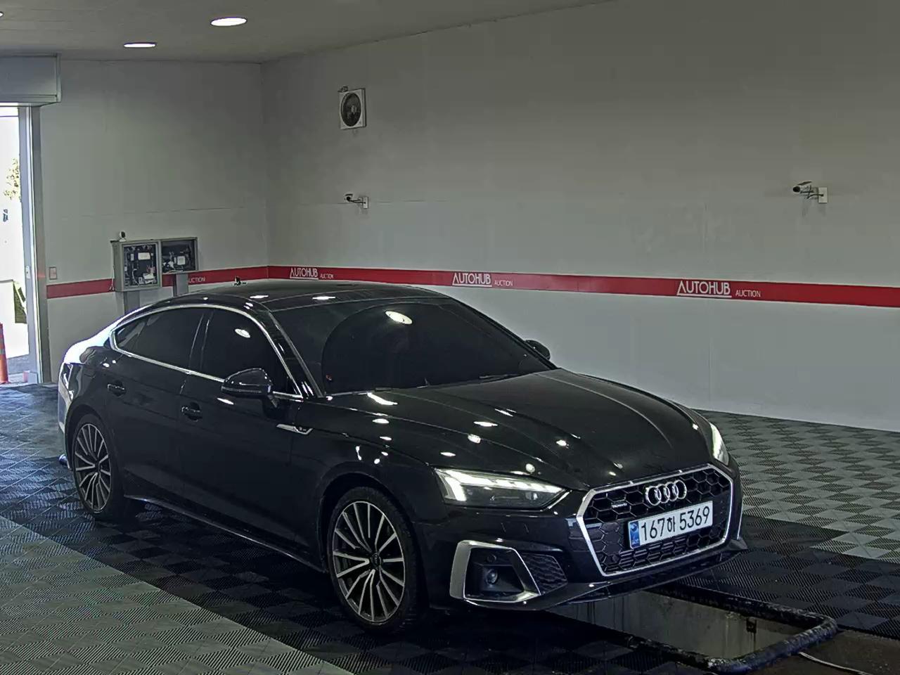 Audi A5 2023 - Image 2