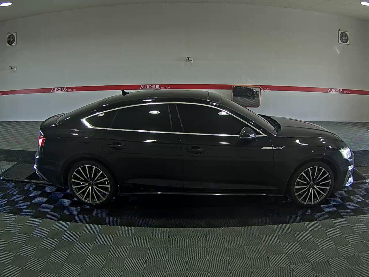 Audi A5 2023 - Image 3