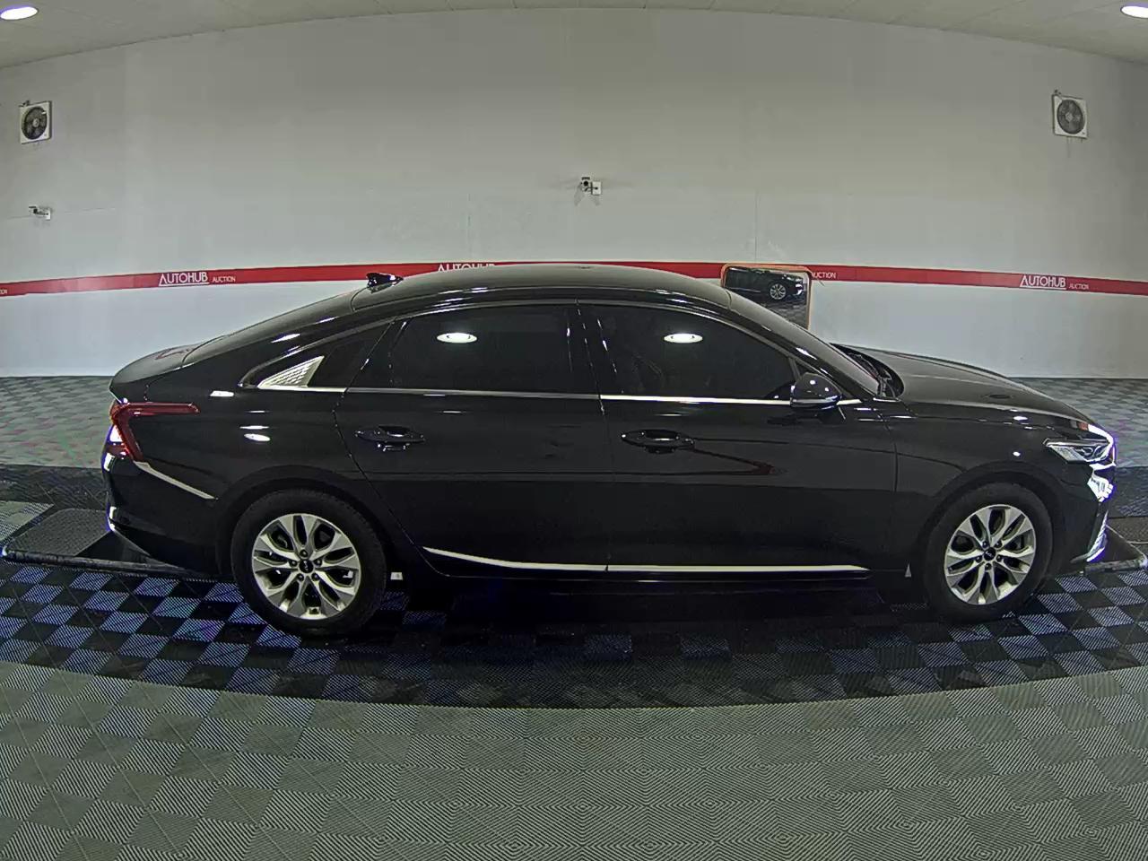 كيا K8 2023 - صورة 3